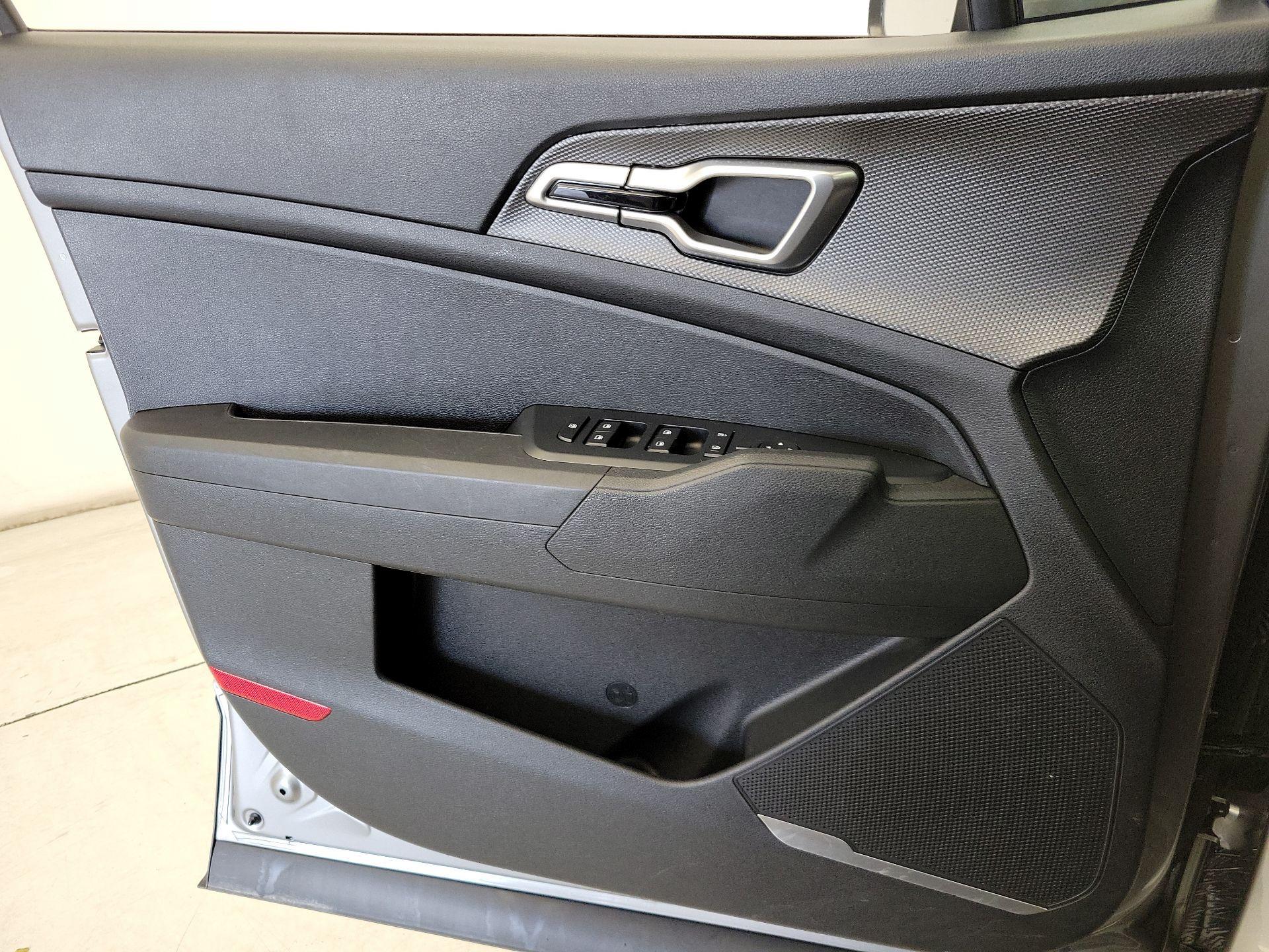 Thumbnail: 2024 Kia Sportage - 12