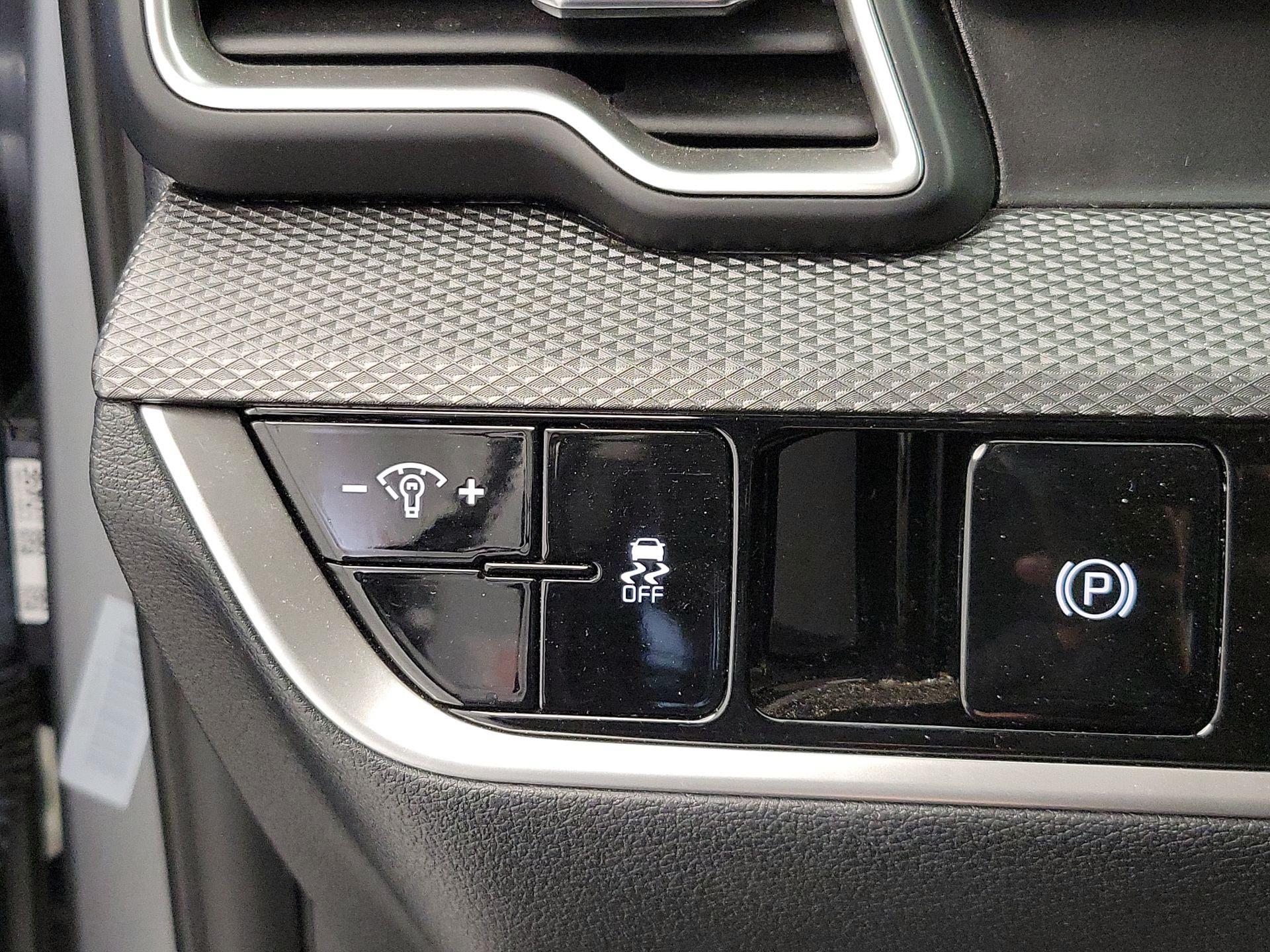 Thumbnail: 2024 Kia Sportage - 13