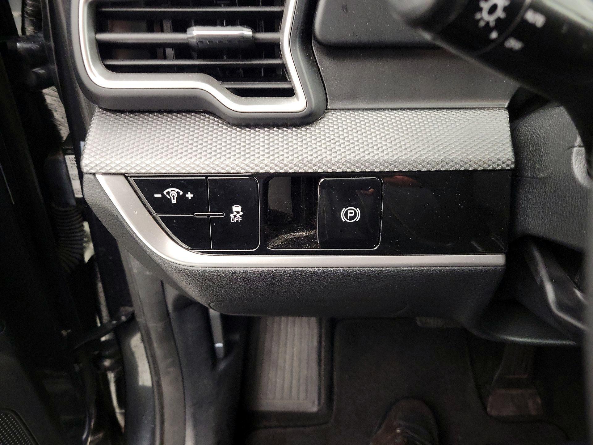 Thumbnail: 2024 Kia Sportage - 13