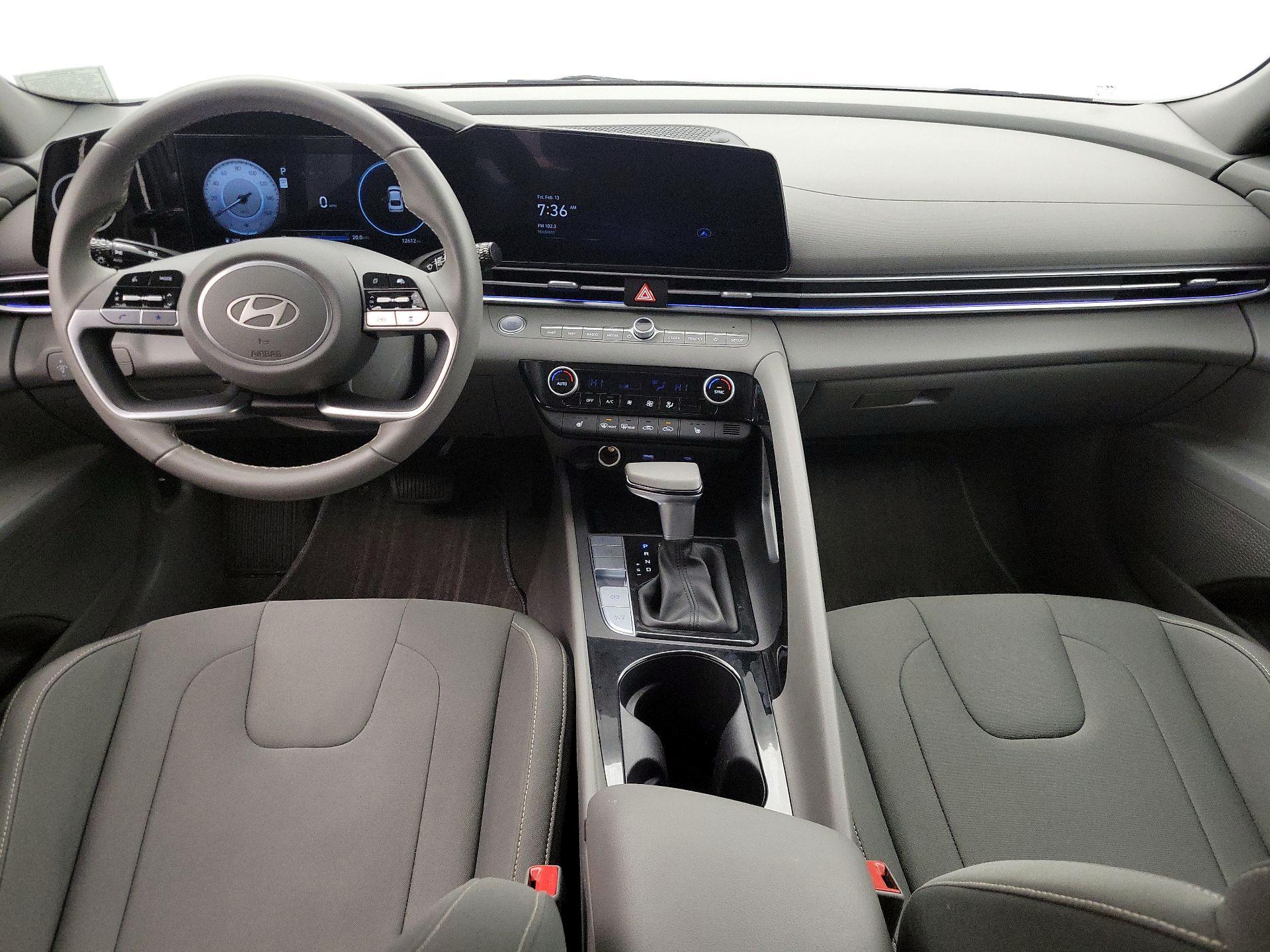 Thumbnail: 2025 Hyundai Elantra - 9