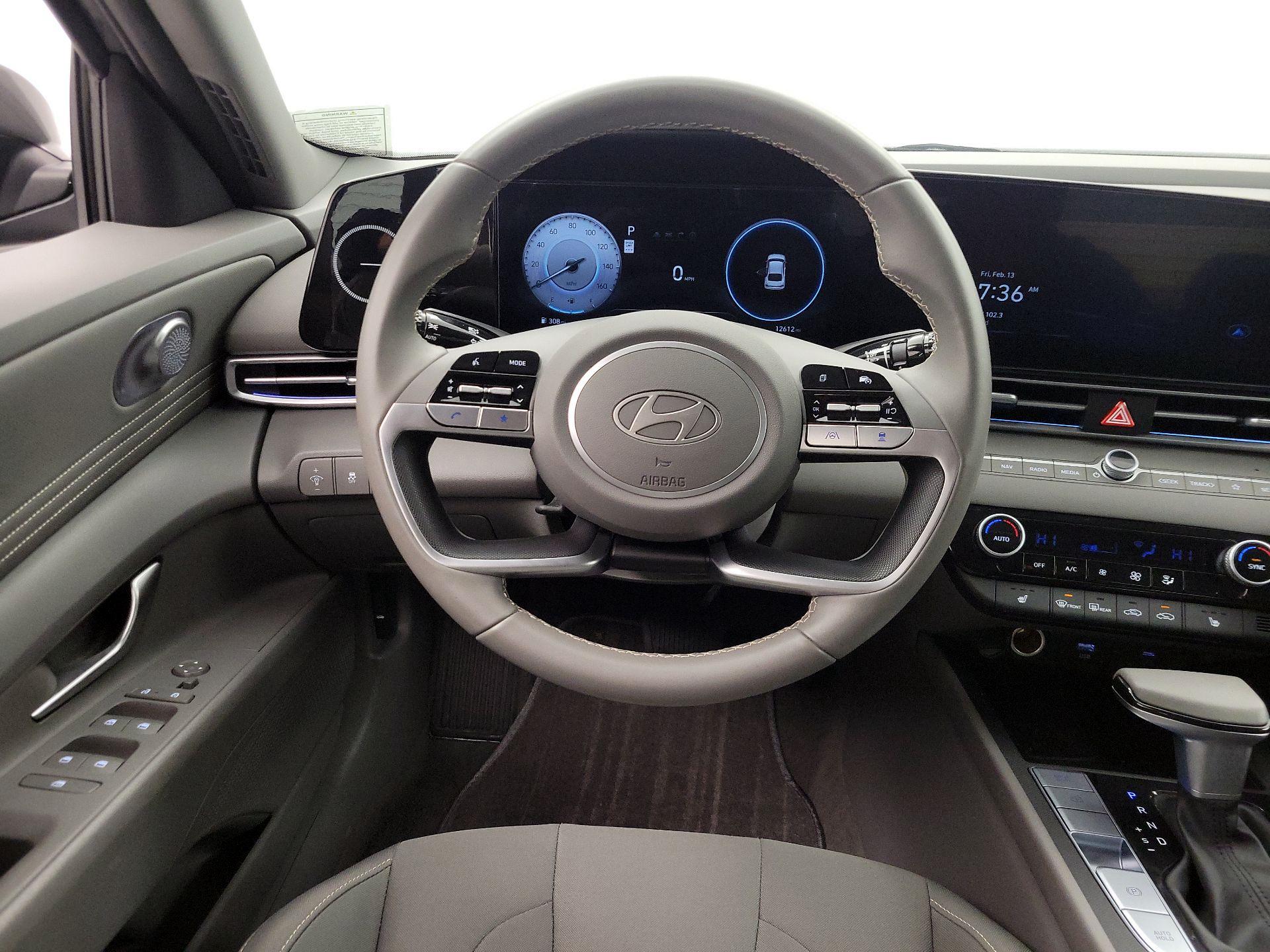 Thumbnail: 2025 Hyundai Elantra - 10