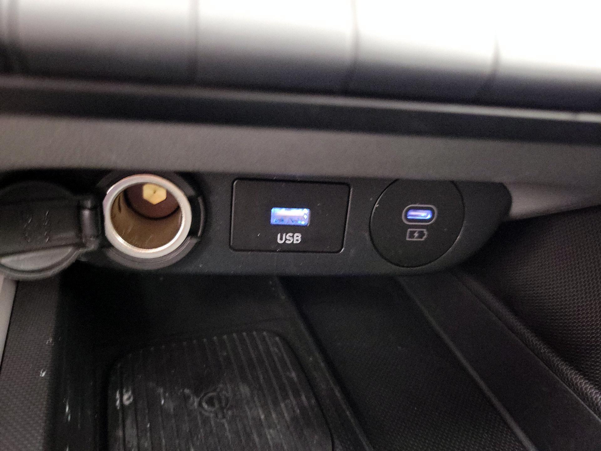 Thumbnail: 2025 Hyundai Elantra - 18