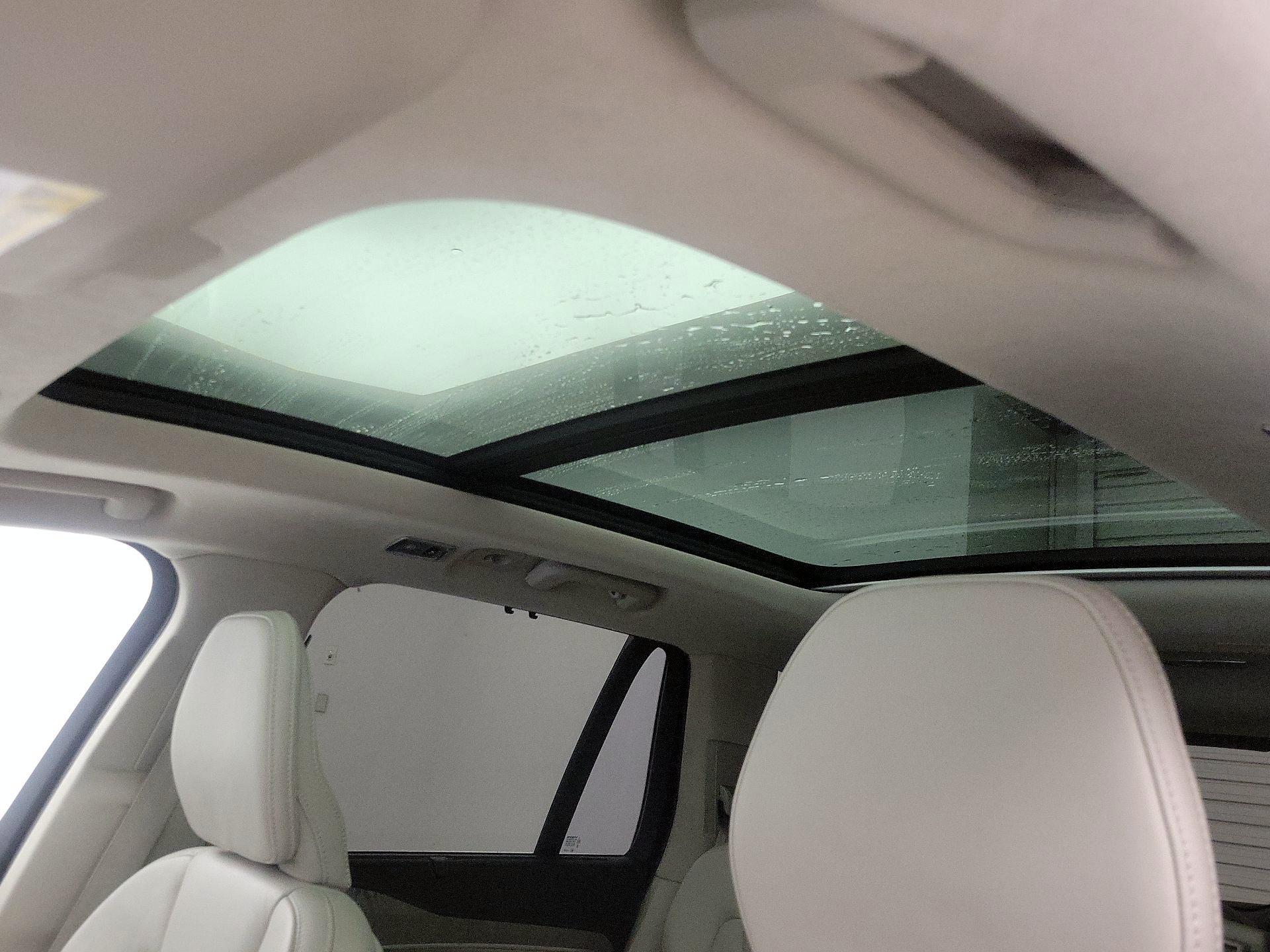 Thumbnail: 2022 Volvo XC90 - 19