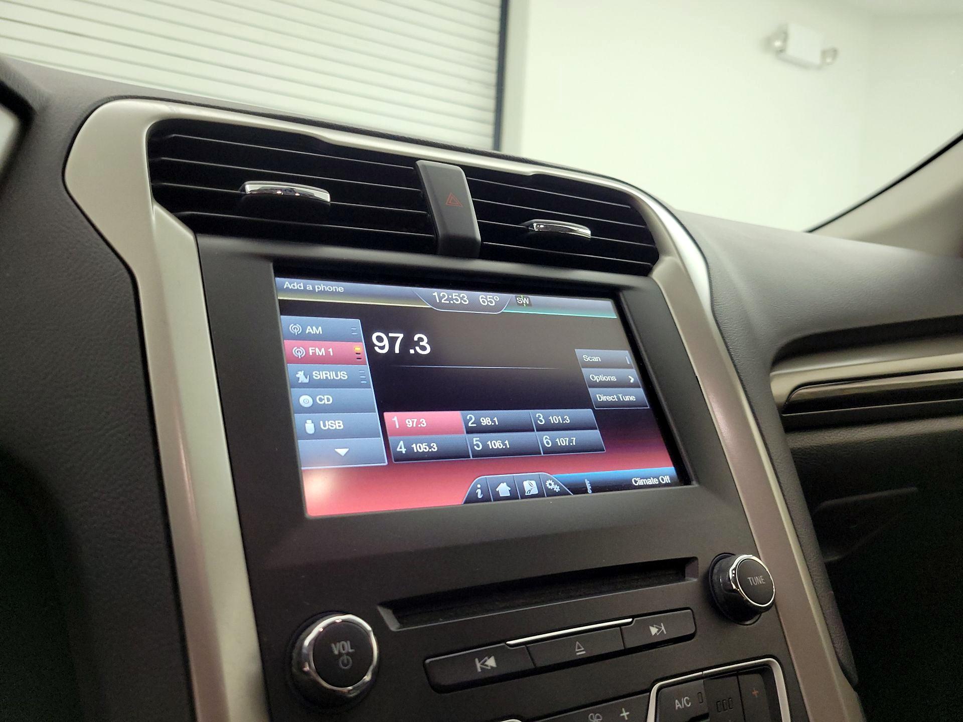 Thumbnail: 2016 Ford Fusion - 16