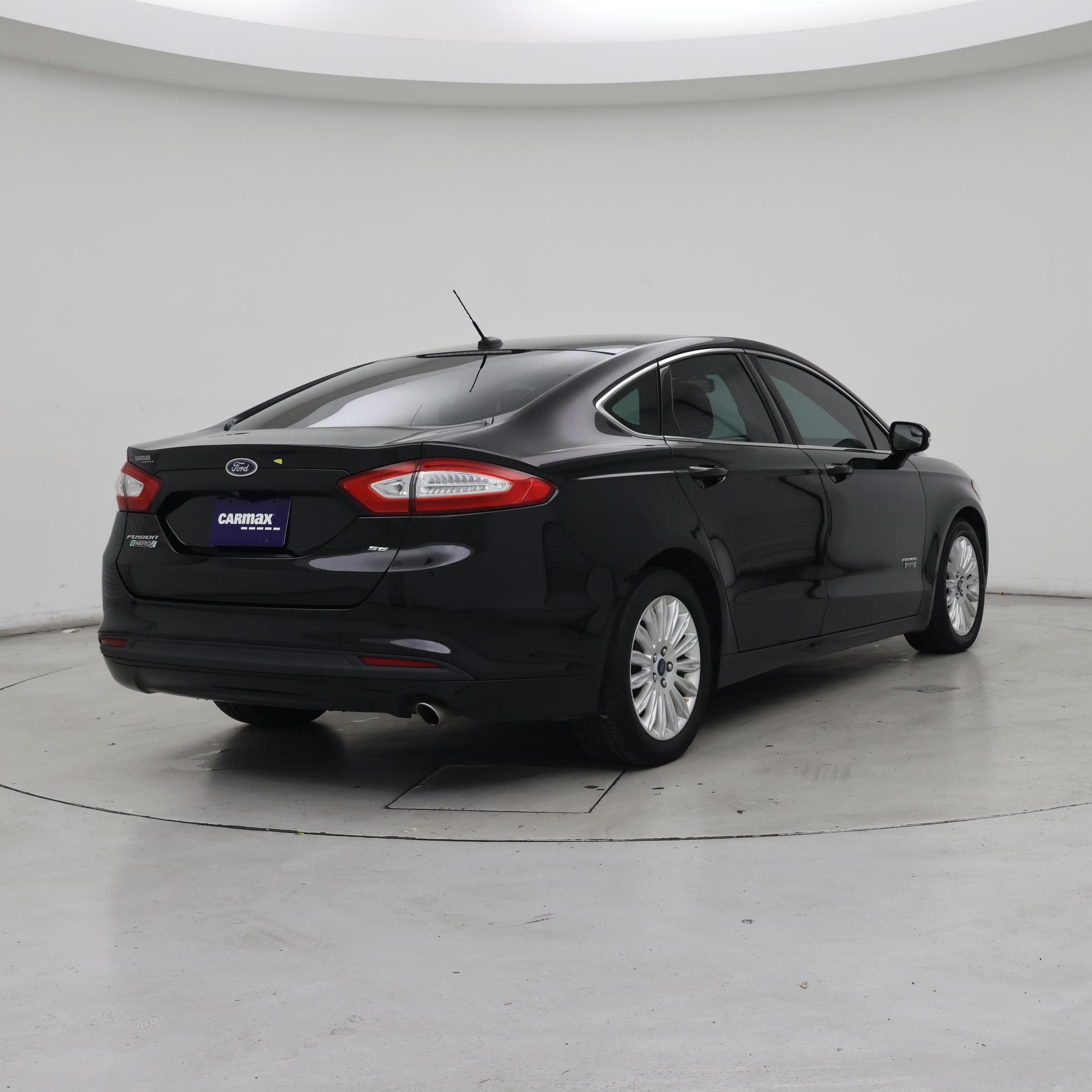Thumbnail: 2016 Ford Fusion - 8