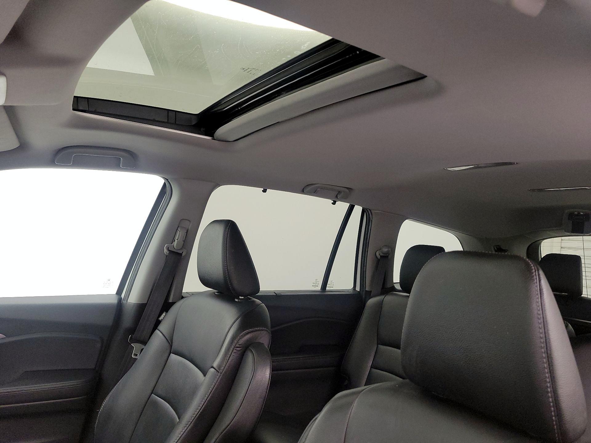 Thumbnail: 2021 Honda Pilot - 19