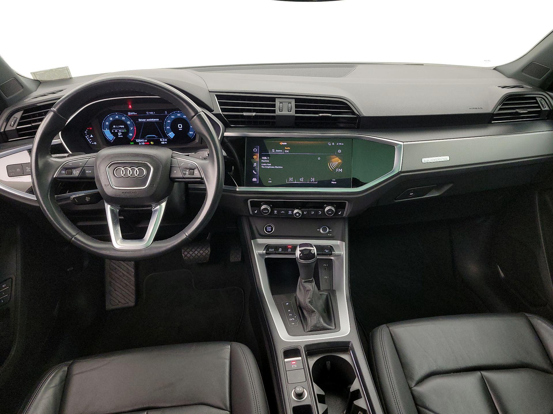 Thumbnail: 2023 Audi Q3 - 9