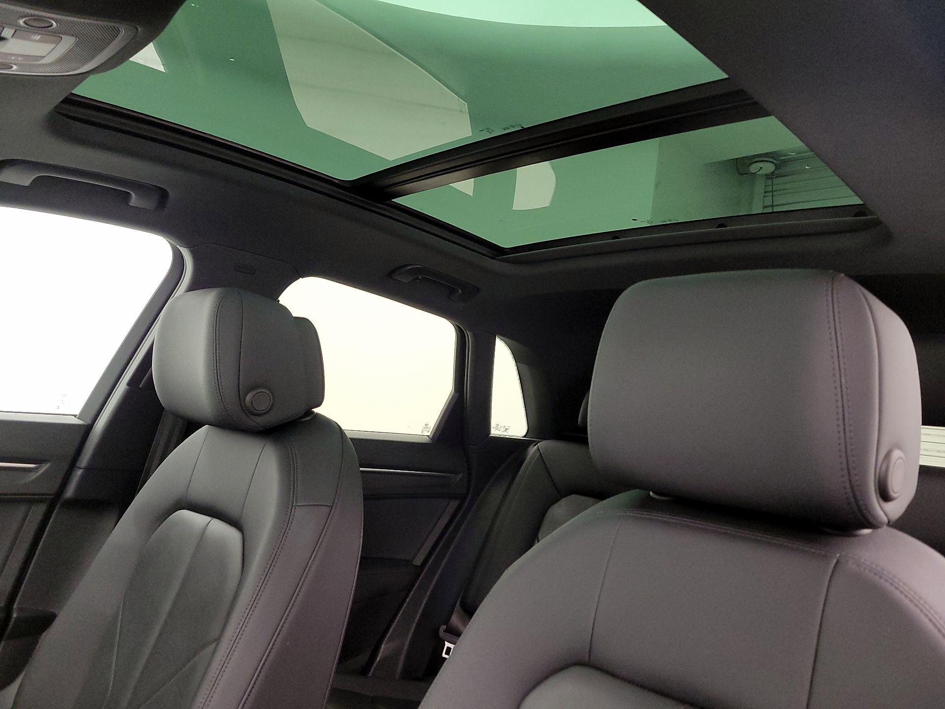 Thumbnail: 2023 Audi Q3 - 19