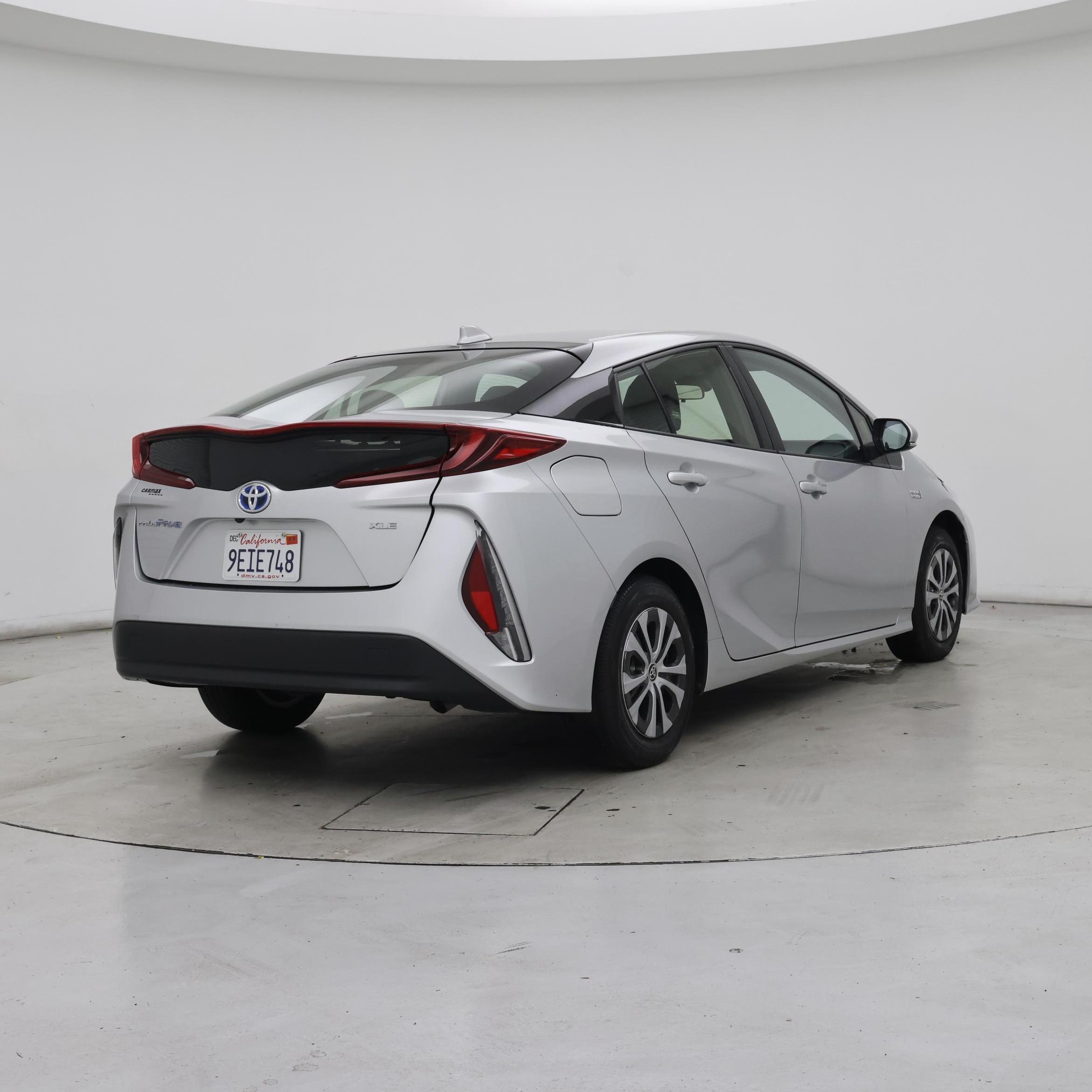 Thumbnail: 2022 Toyota Prius Prime - 8