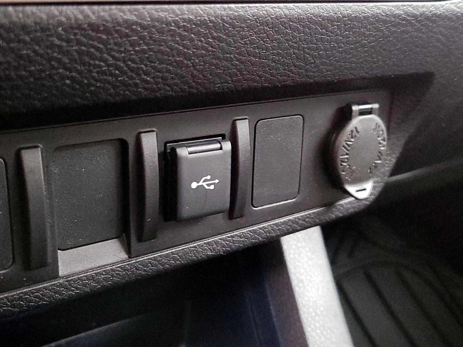 Thumbnail: 2023 Toyota Tacoma - 18