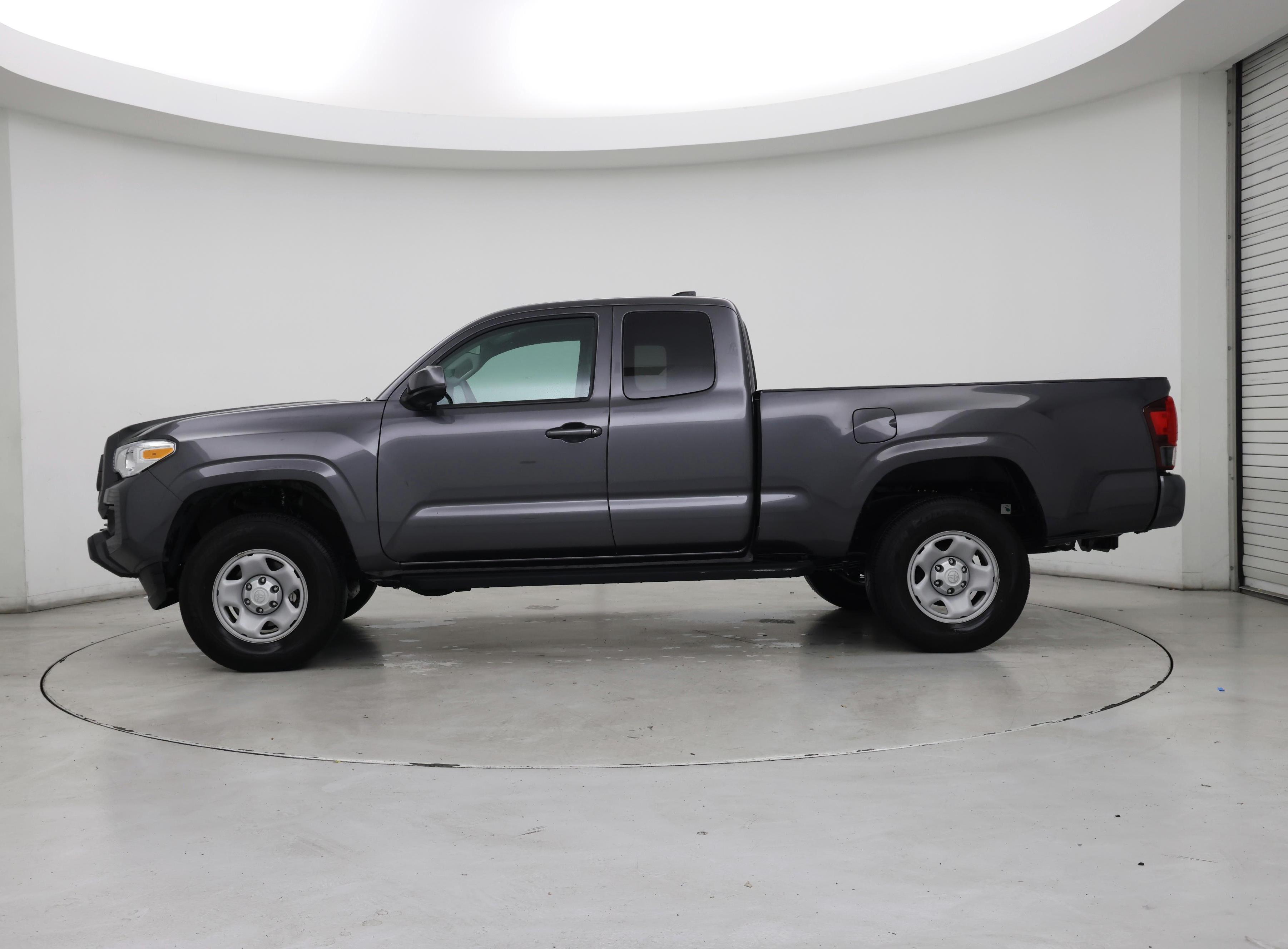 Thumbnail: 2023 Toyota Tacoma - 3