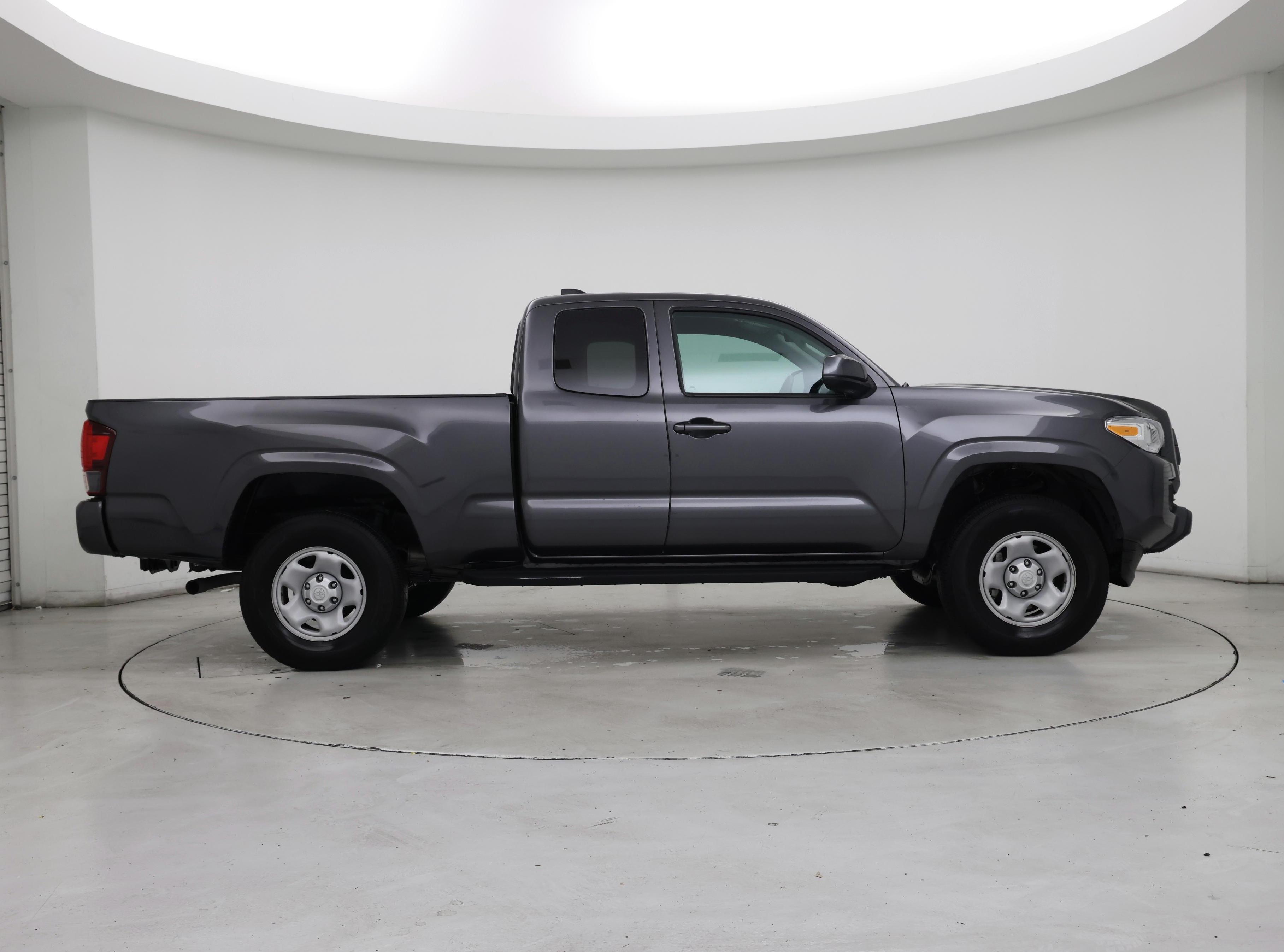 Thumbnail: 2023 Toyota Tacoma - 7