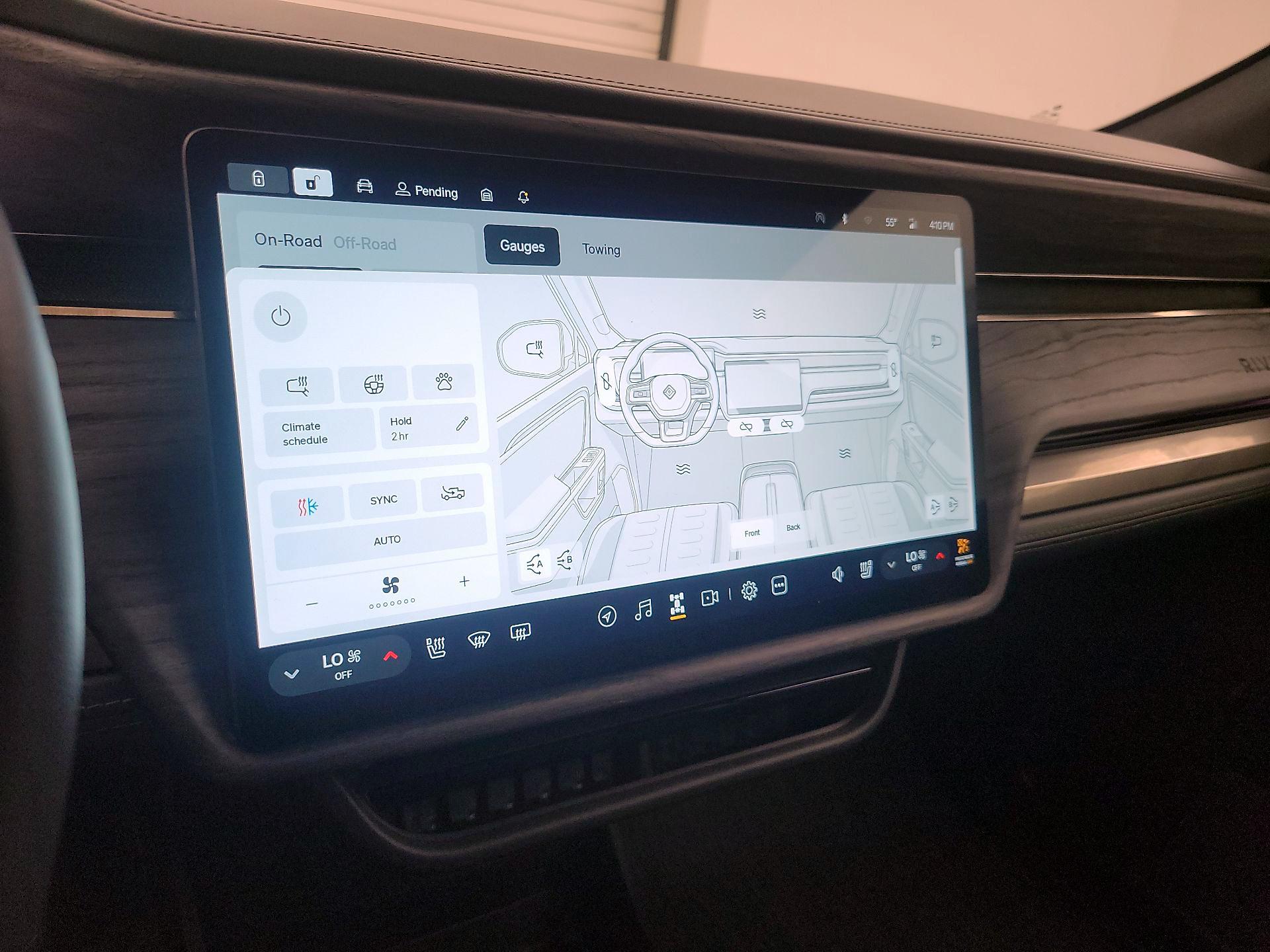 Thumbnail: 2022 Rivian R1T - 16