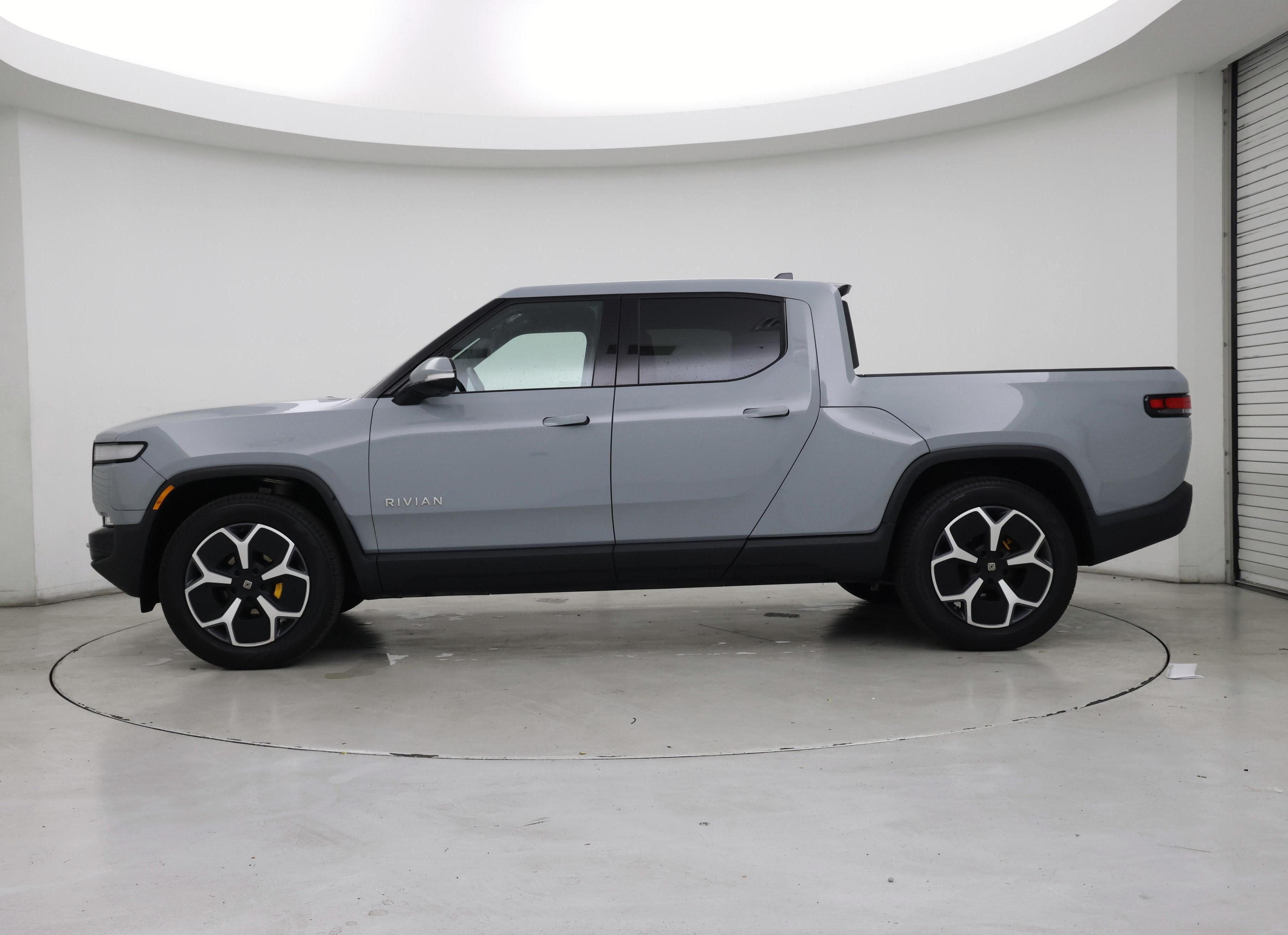 Thumbnail: 2022 Rivian R1T - 3