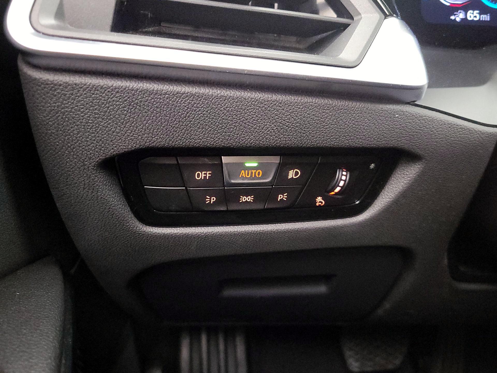 Thumbnail: 2021 BMW 3 Series - 13