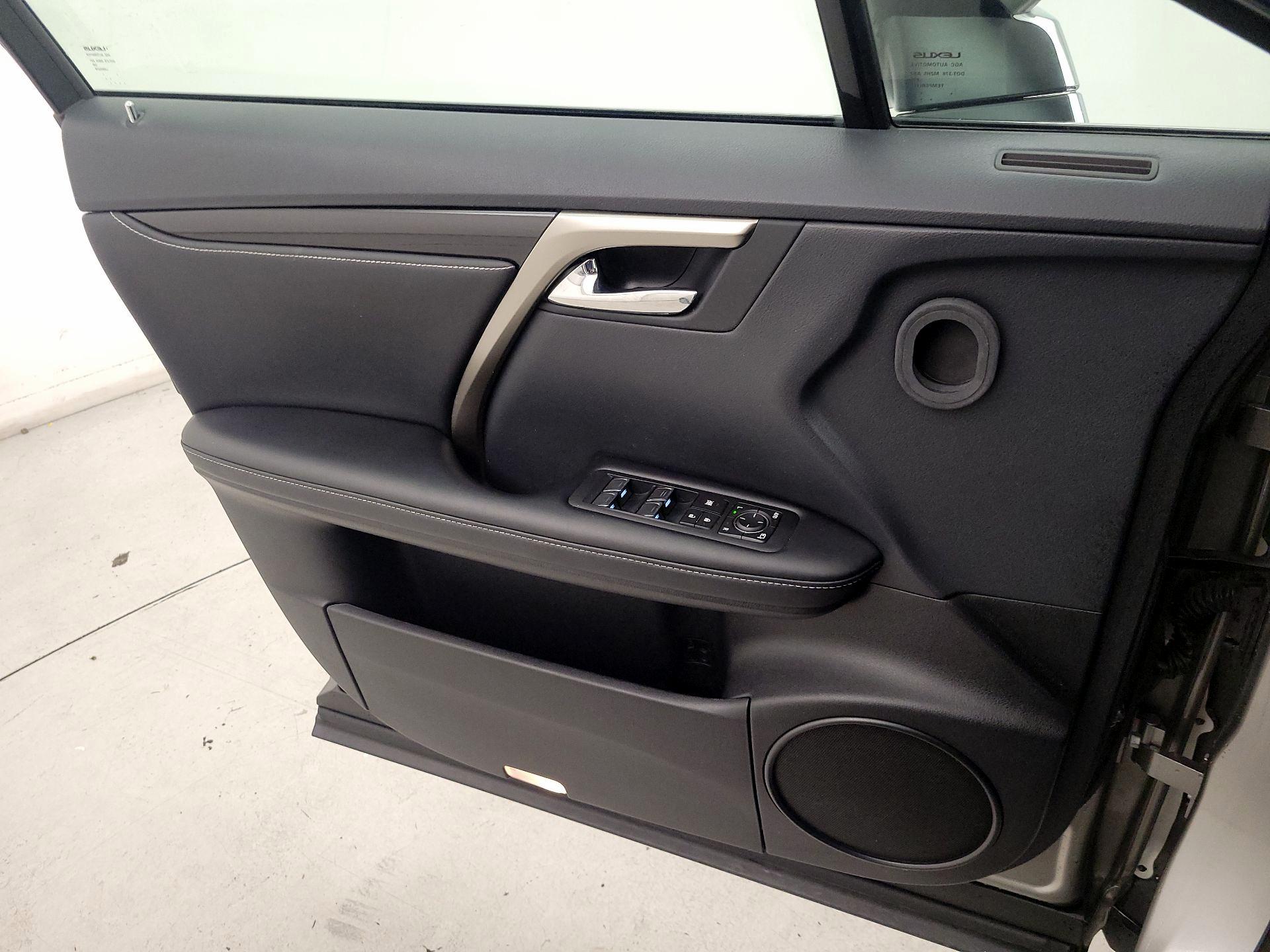 Thumbnail: 2020 Lexus RX - 12