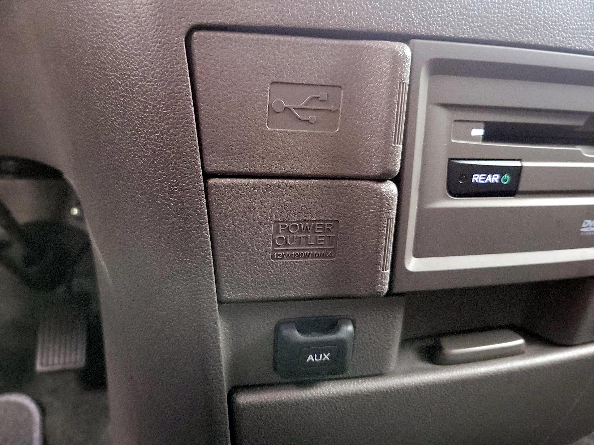 Thumbnail: 2016 Honda Odyssey - 18