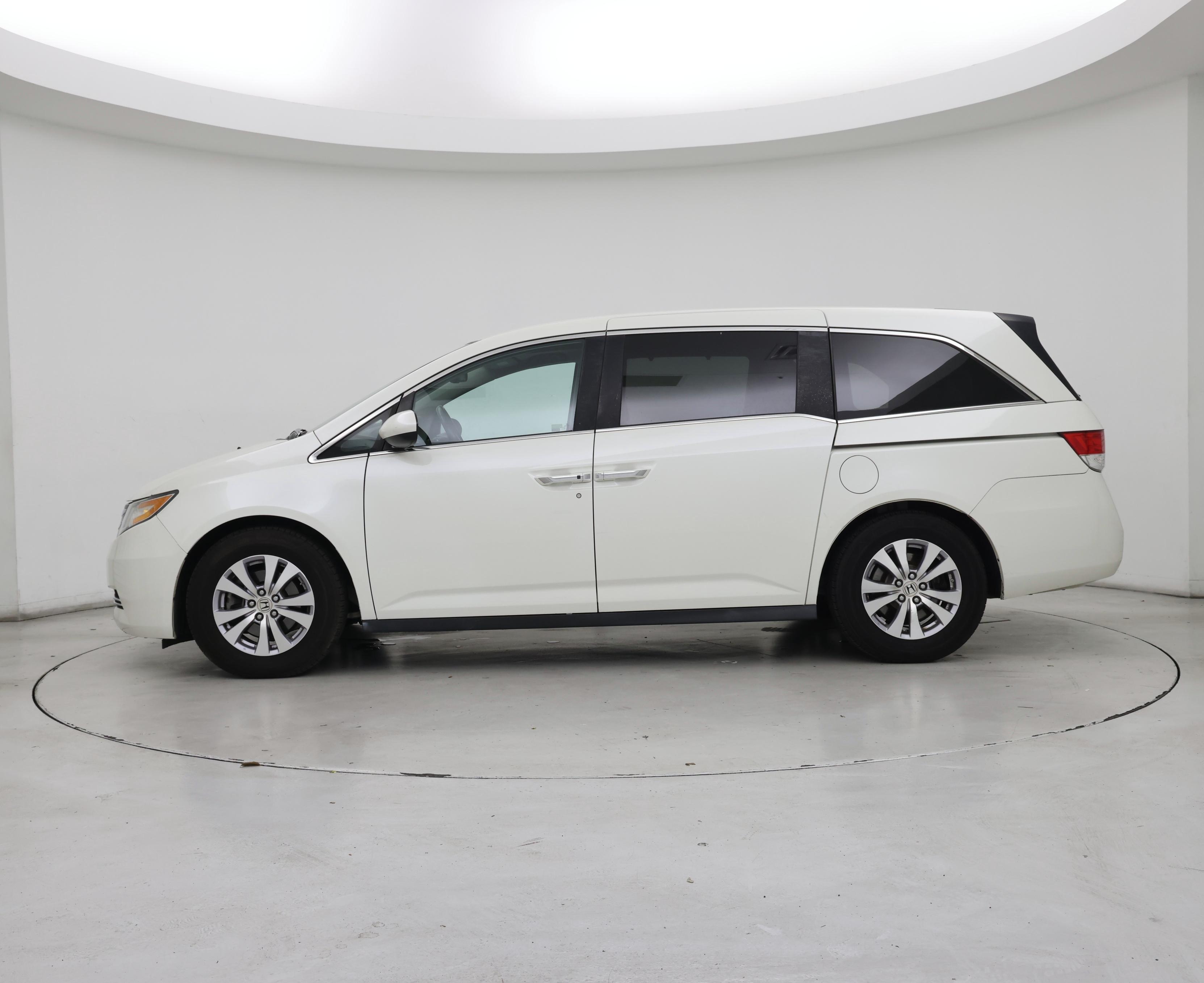 Thumbnail: 2016 Honda Odyssey - 3