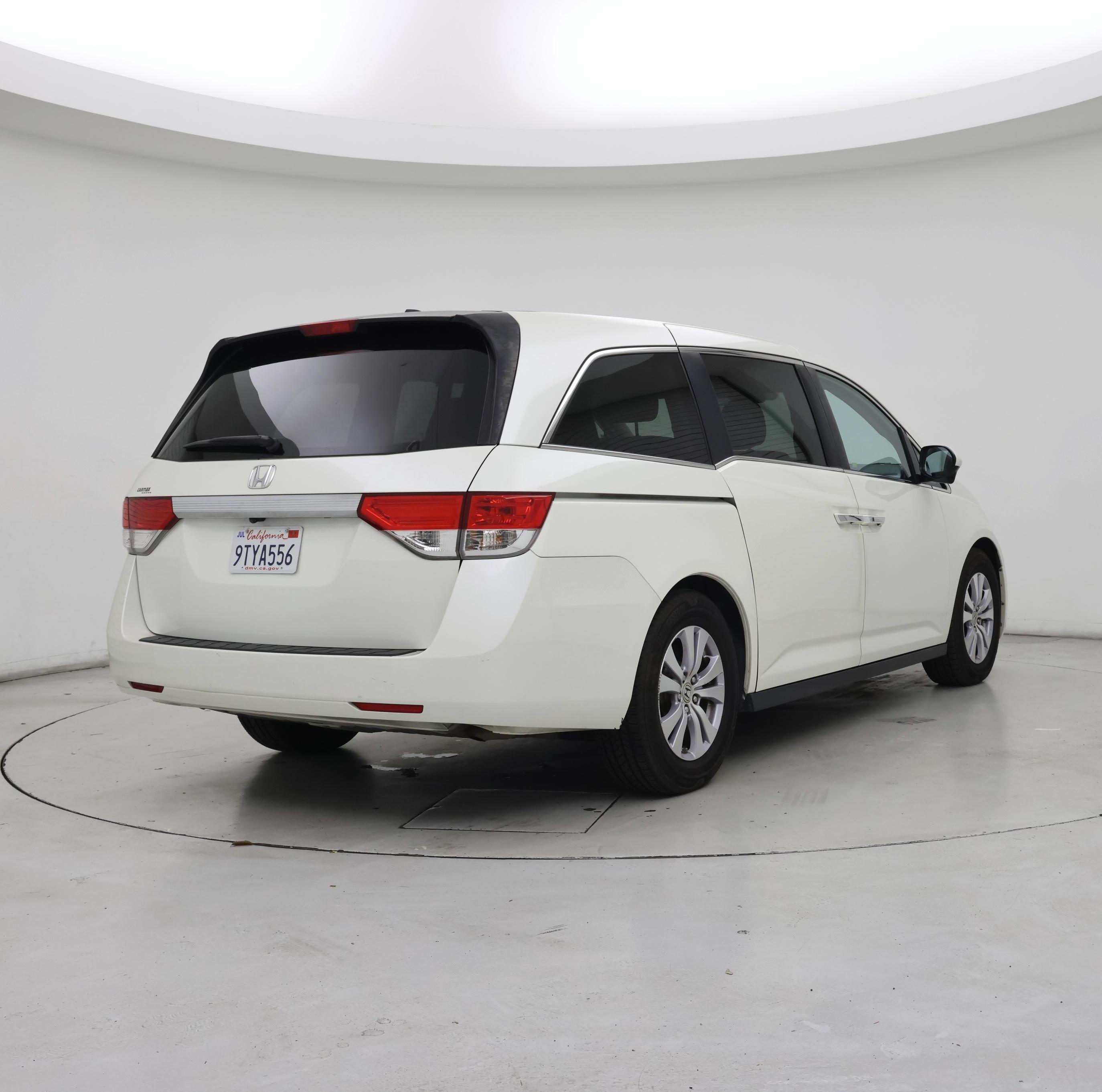 Thumbnail: 2016 Honda Odyssey - 8