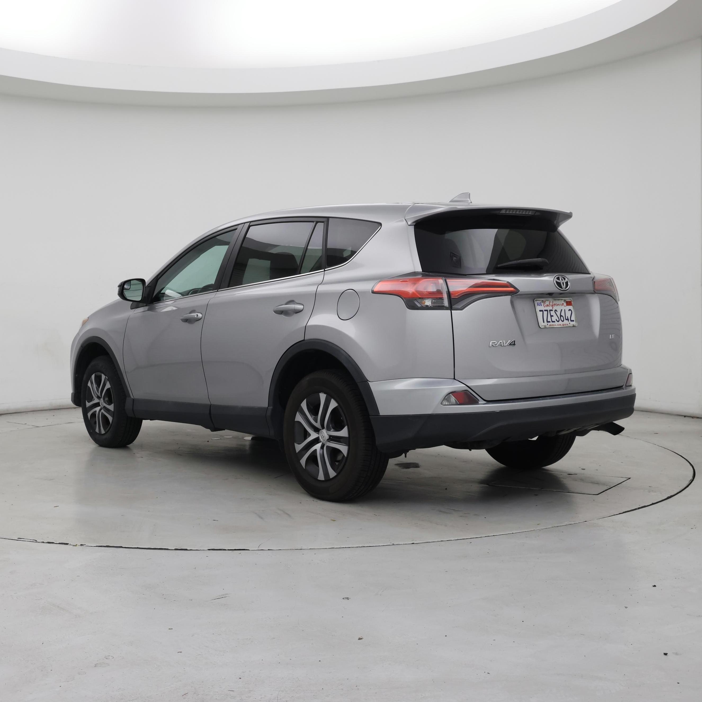 Thumbnail: 2017 Toyota RAV4 - 2