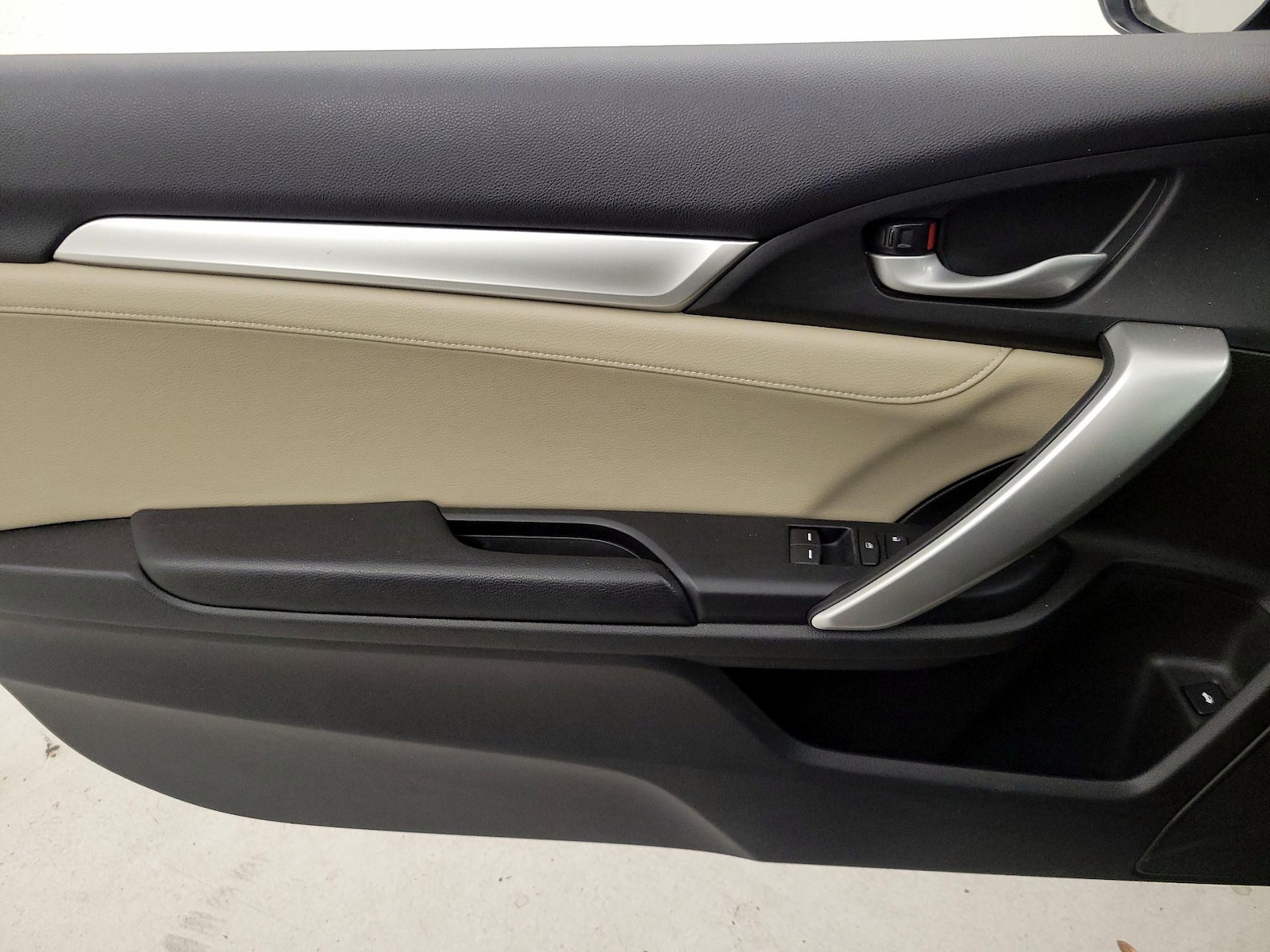 2018 Honda Civic EX-L - Photo 13