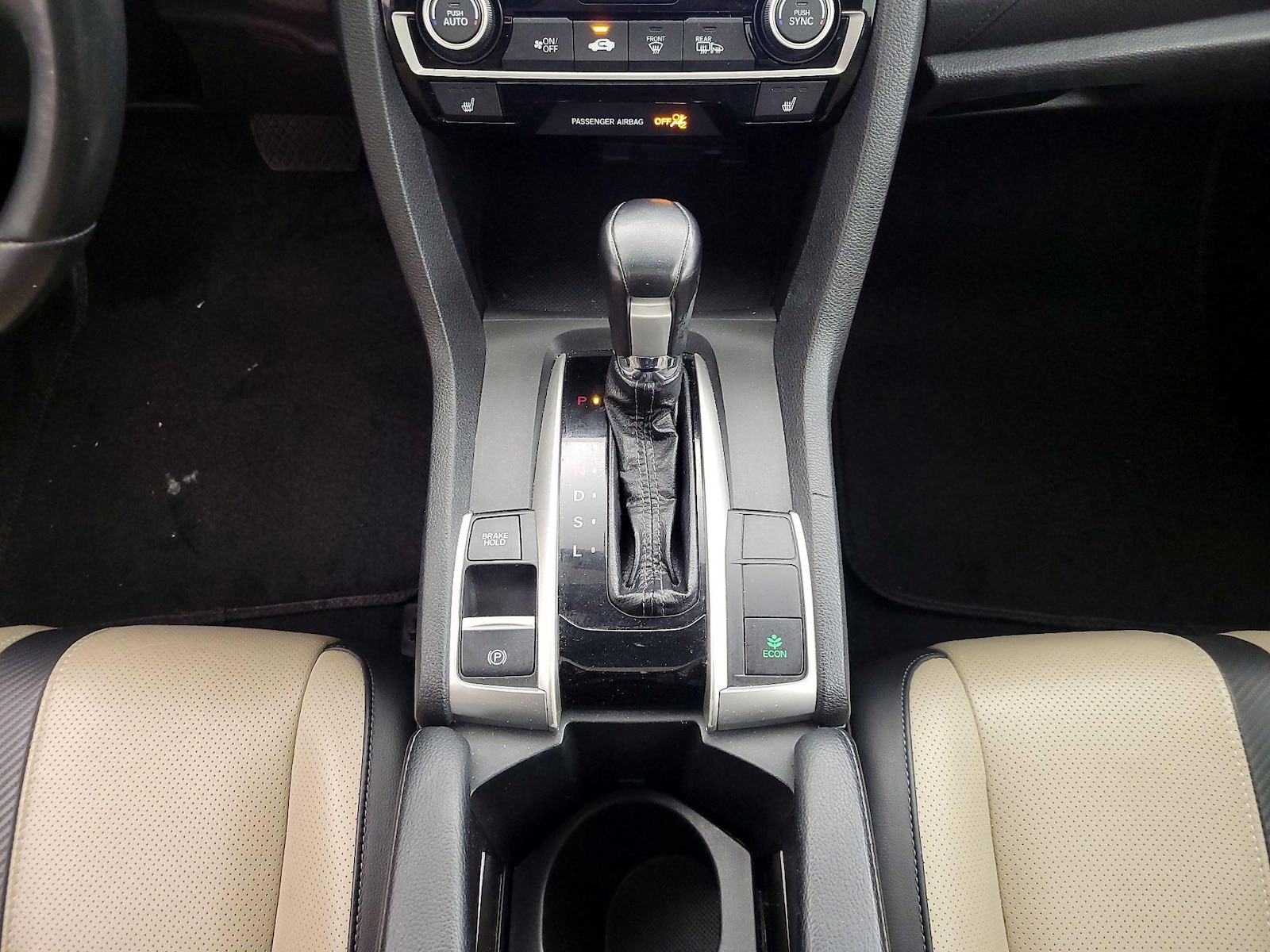 2018 Honda Civic EX-L - Photo 18