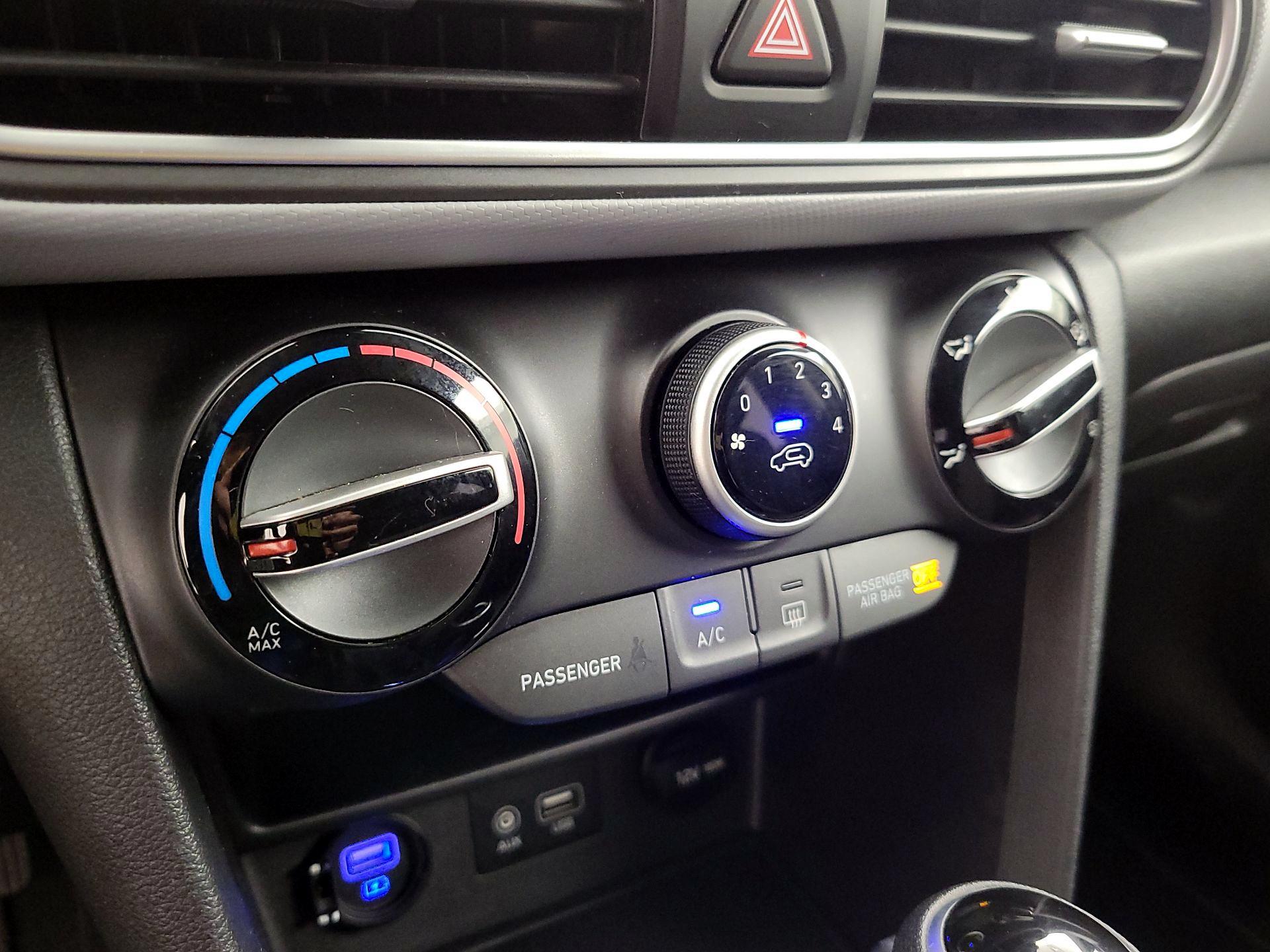 Thumbnail: 2019 Hyundai Kona - 16