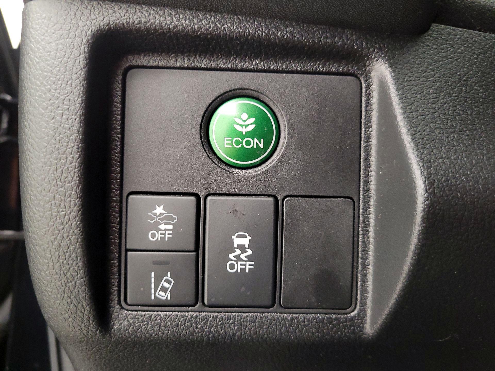 Thumbnail: 2019 Honda HR-V - 13