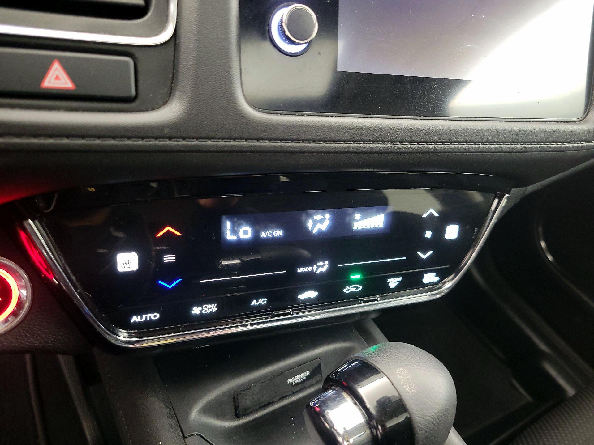 Thumbnail: 2019 Honda HR-V - 16