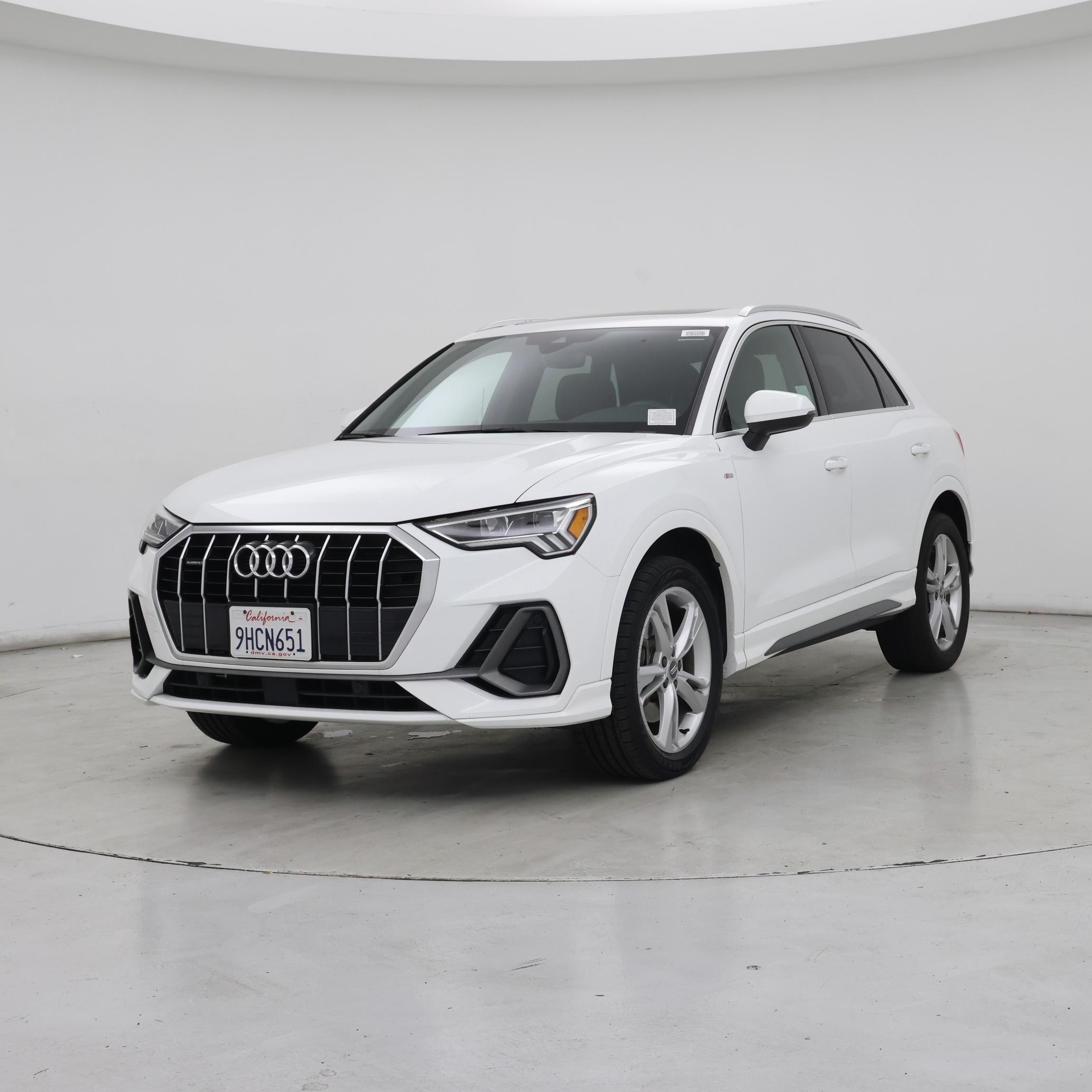 Thumbnail: 2020 Audi Q3 - 4