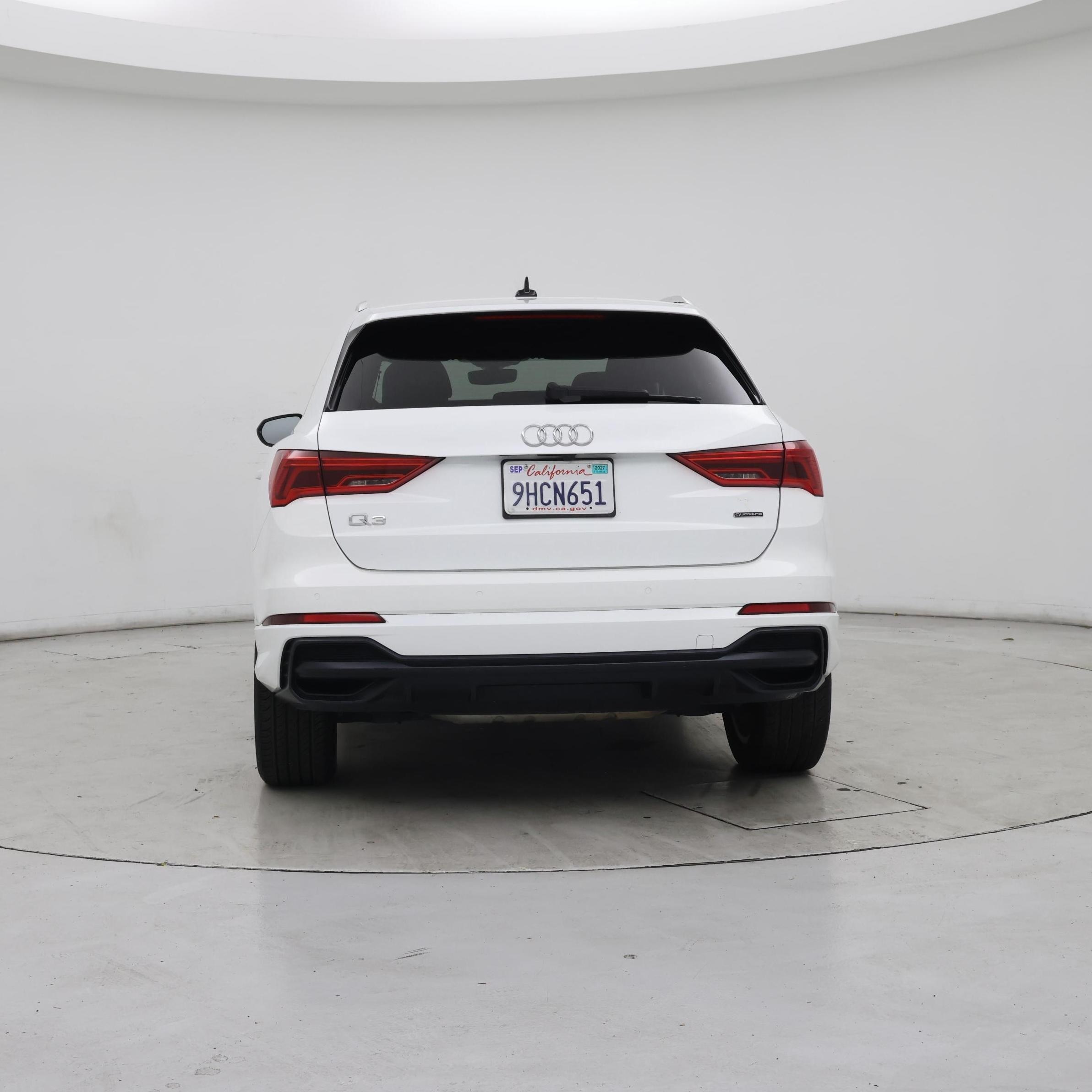 Thumbnail: 2020 Audi Q3 - 6