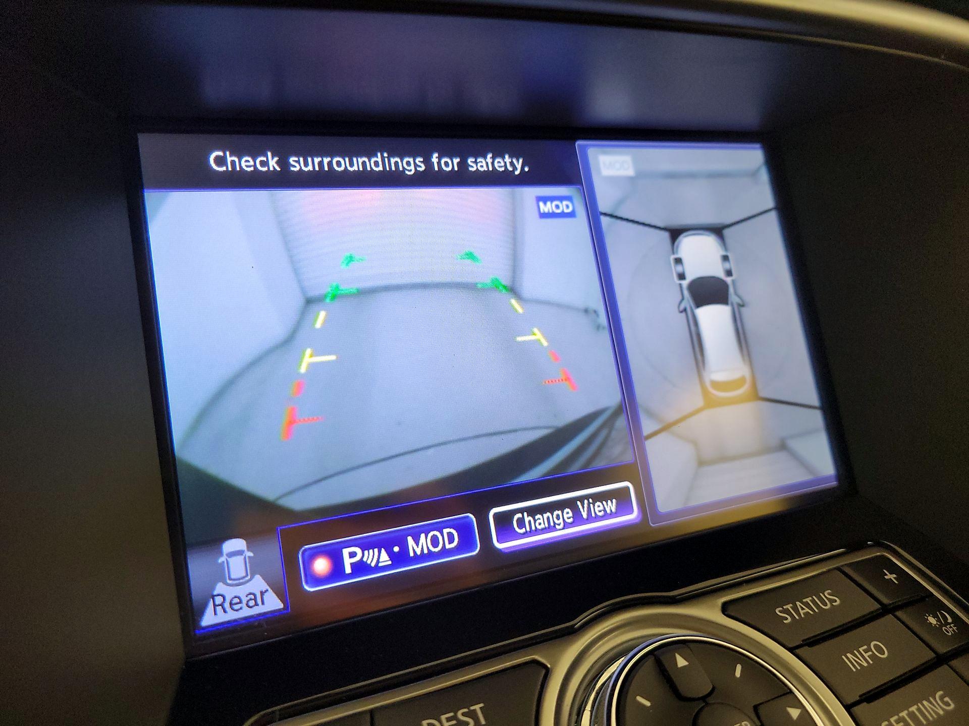 Thumbnail: 2014 INFINITI QX70 - 15