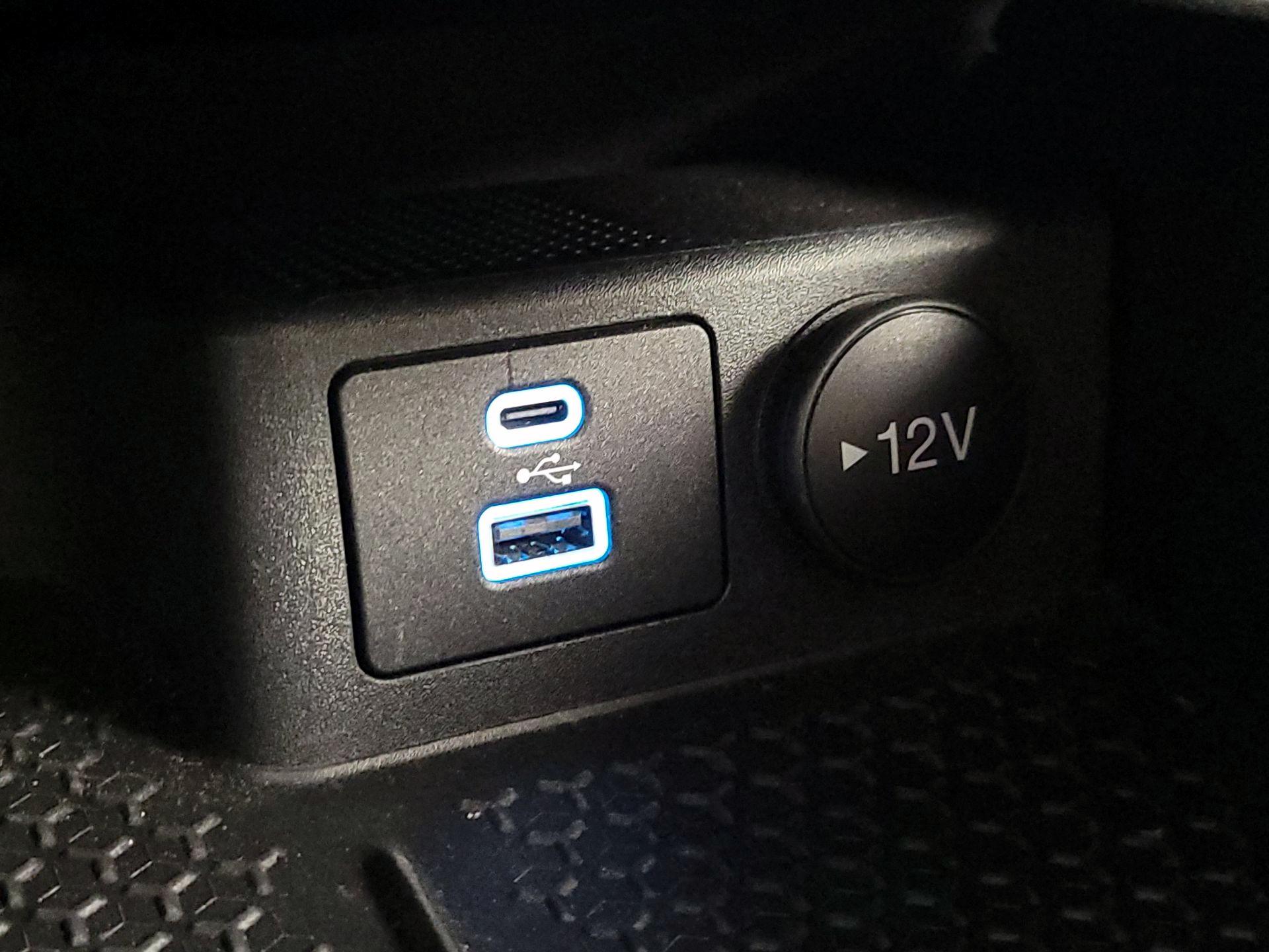 Thumbnail: 2021 Ford Bronco Sport - 18