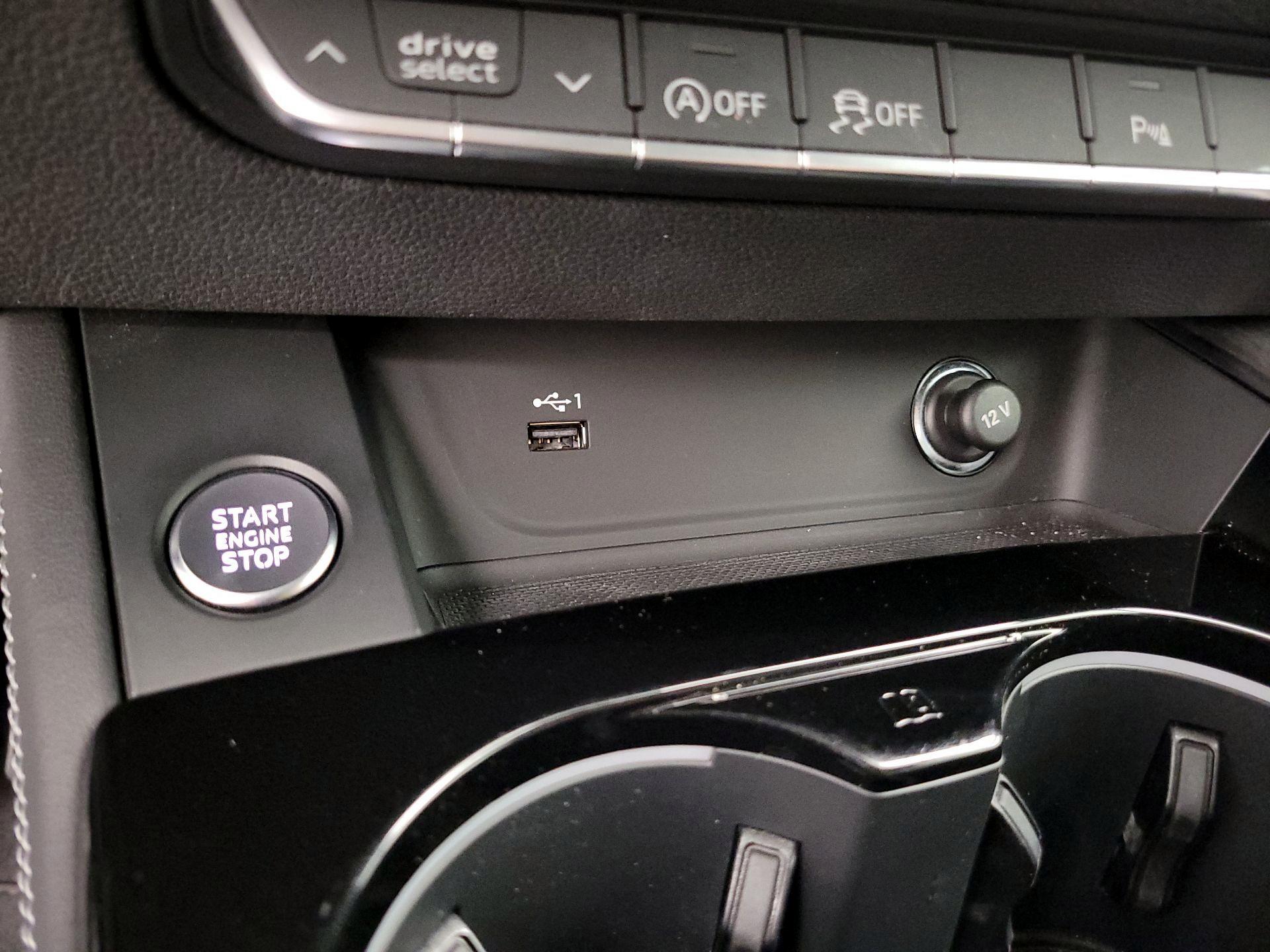 Thumbnail: 2023 Audi A4 - 19