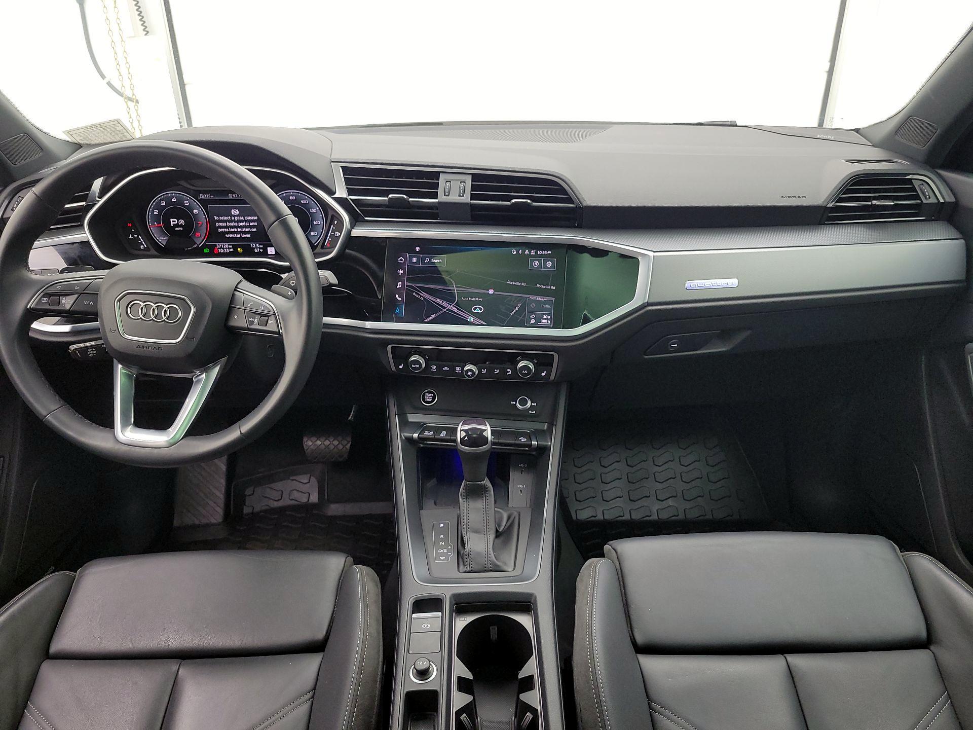 Thumbnail: 2023 Audi Q3 - 9