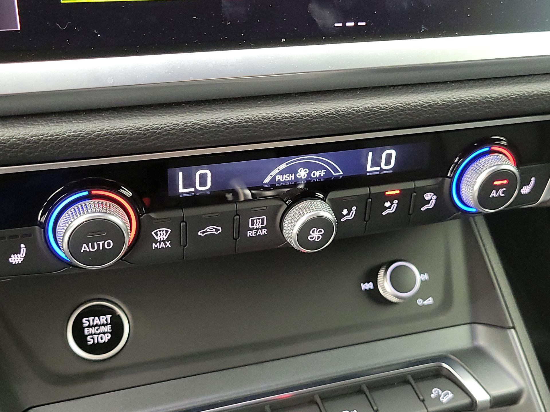 Thumbnail: 2023 Audi Q3 - 17