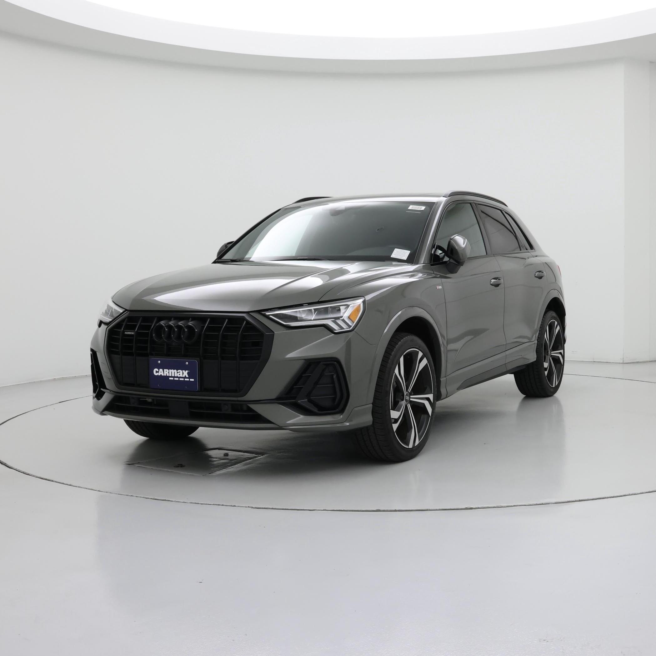 Thumbnail: 2023 Audi Q3 - 4