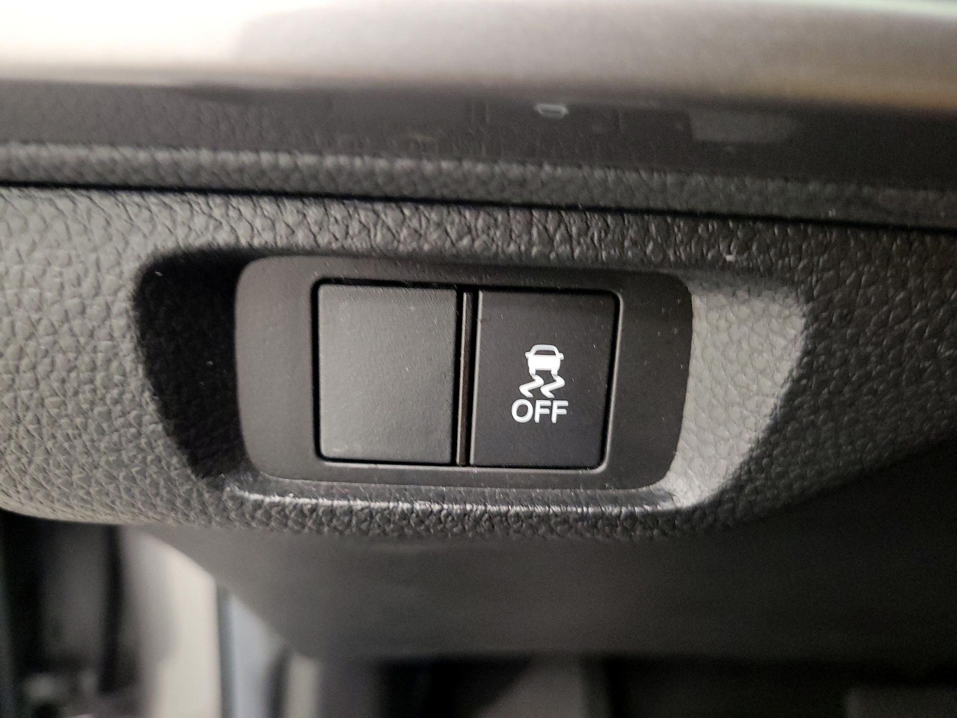 Thumbnail: 2025 Acura Integra - 13