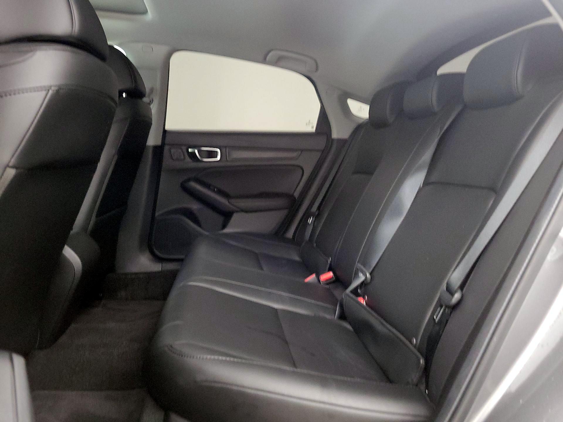 Thumbnail: 2025 Acura Integra - 18