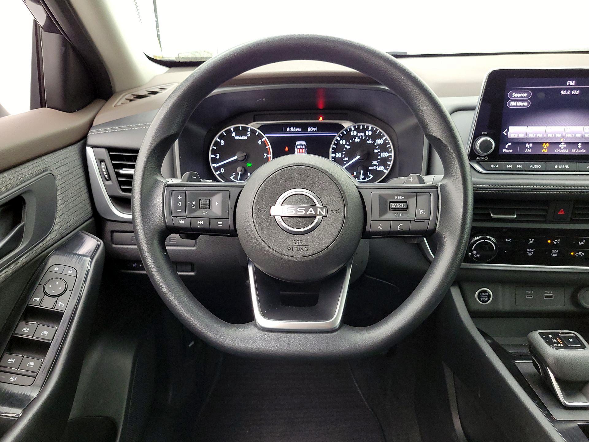 Thumbnail: 2023 Nissan Rogue - 10