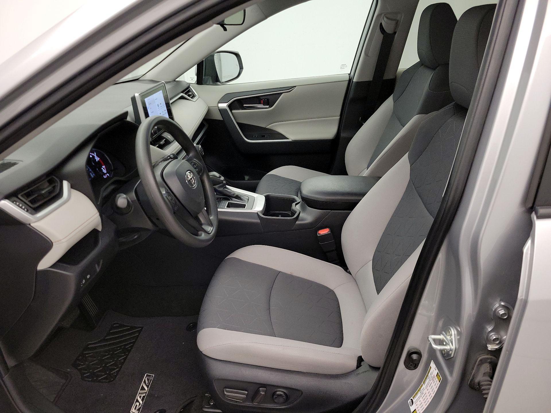 Thumbnail: 2024 Toyota RAV4 - 11