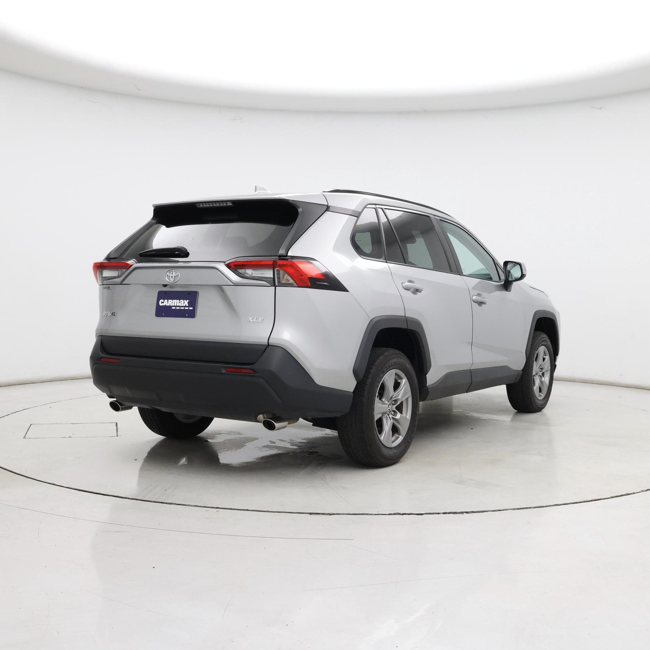 Thumbnail: 2024 Toyota RAV4 - 8