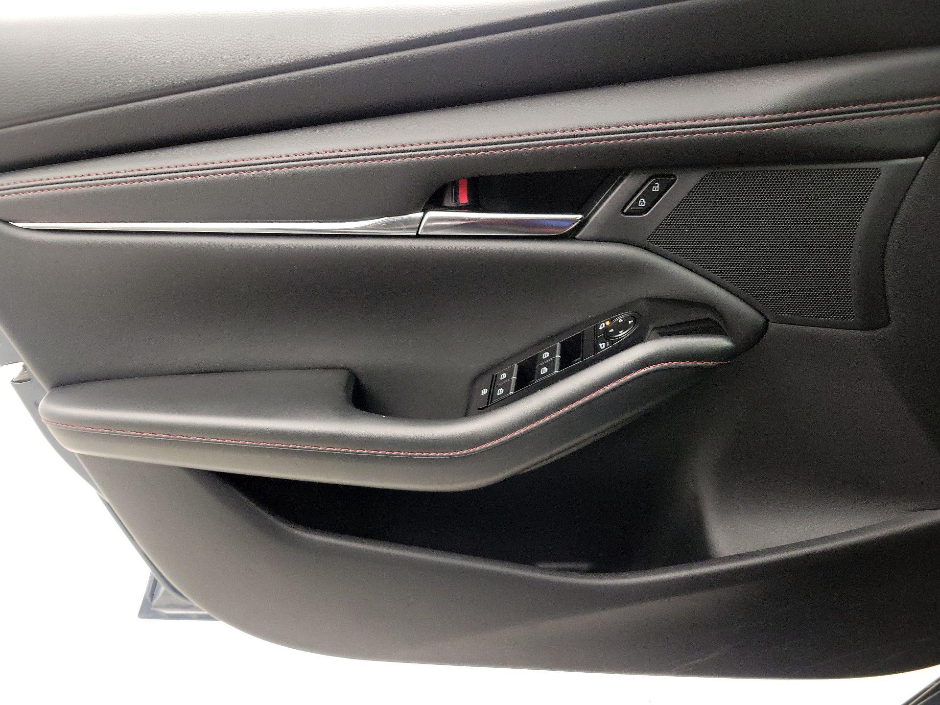 Thumbnail: 2025 Mazda Mazda3 - 12