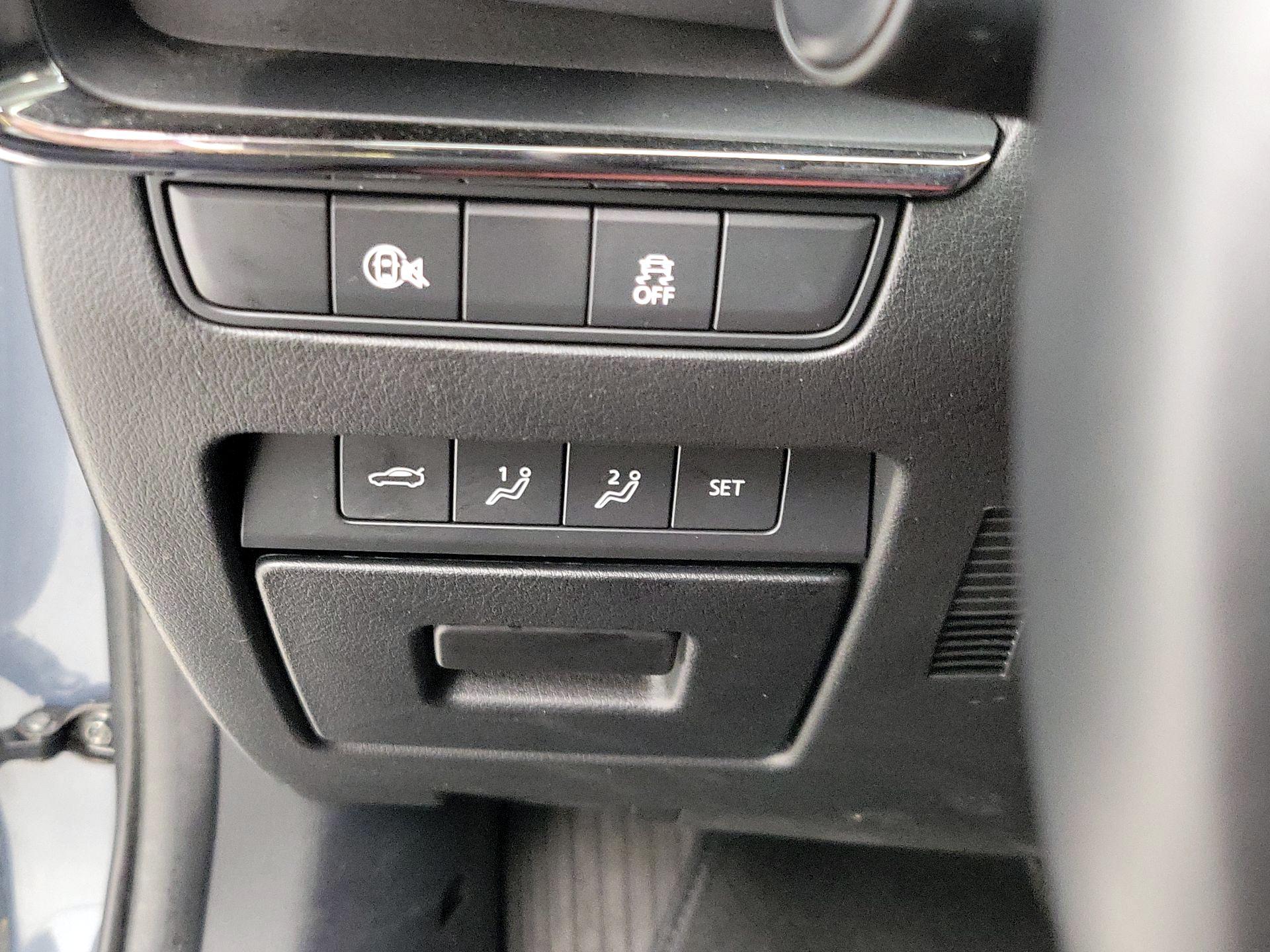 Thumbnail: 2025 Mazda Mazda3 - 13