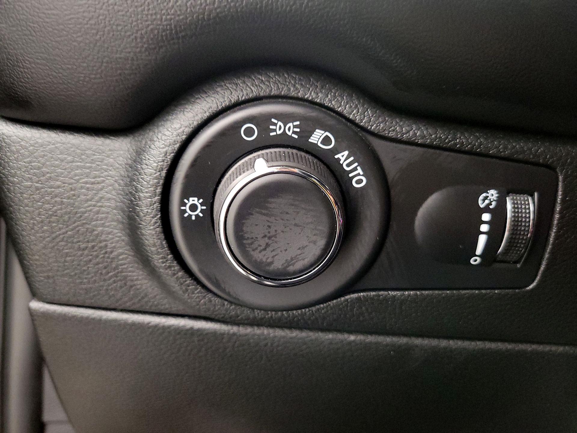 Thumbnail: 2025 Dodge Durango - 13