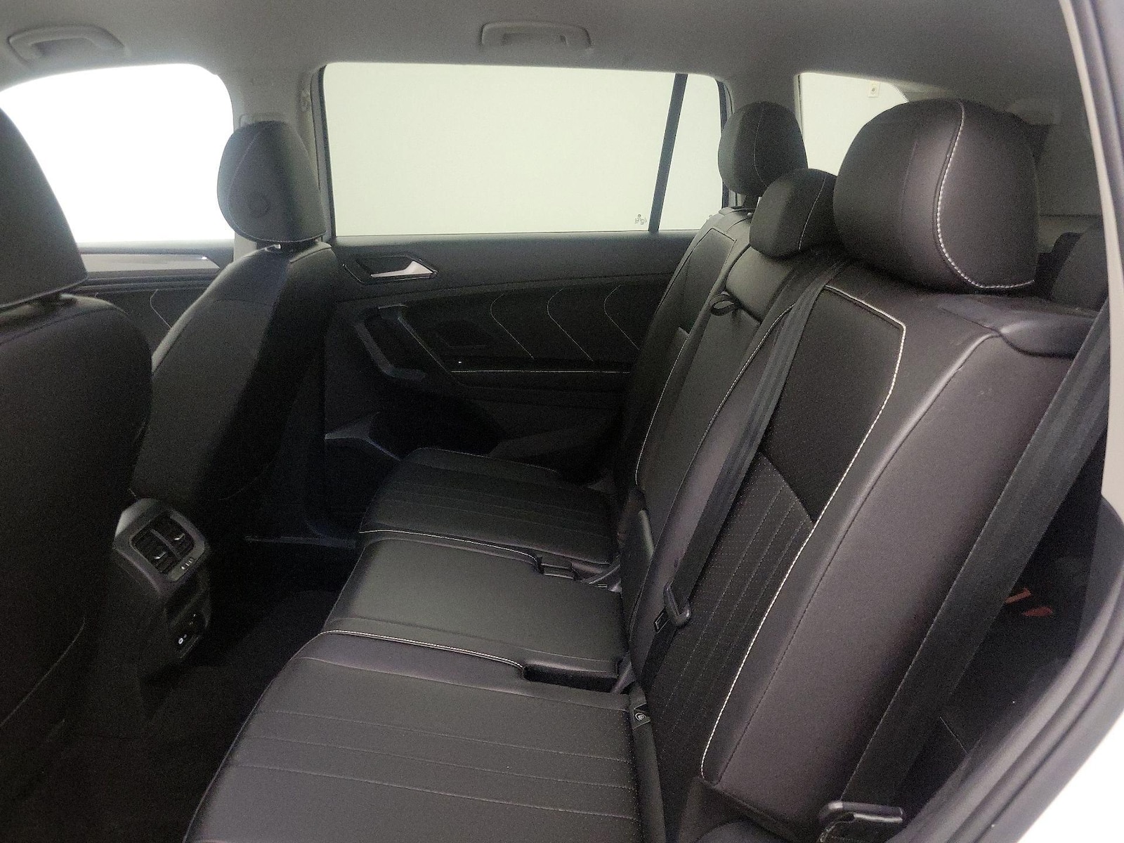 2024 Volkswagen Tiguan SE - Photo 20