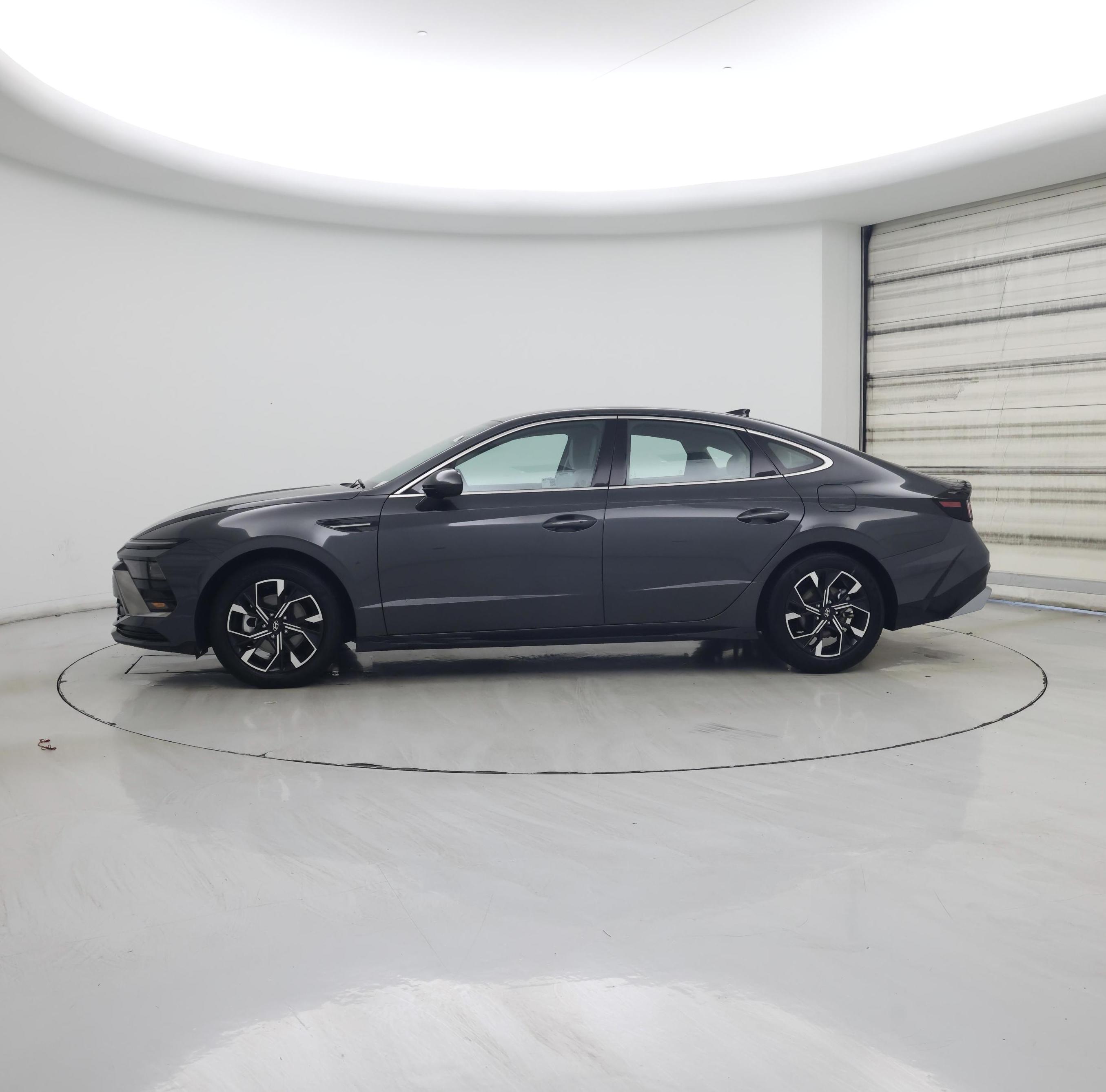 Thumbnail: 2025 Hyundai Sonata - 3