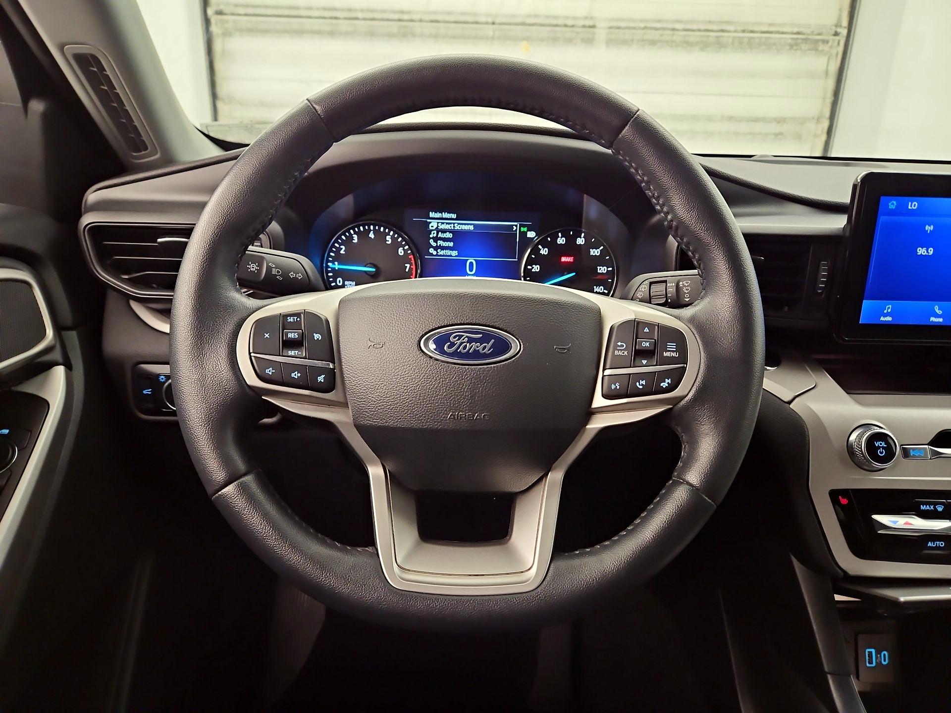 Thumbnail: 2023 Ford Explorer - 10