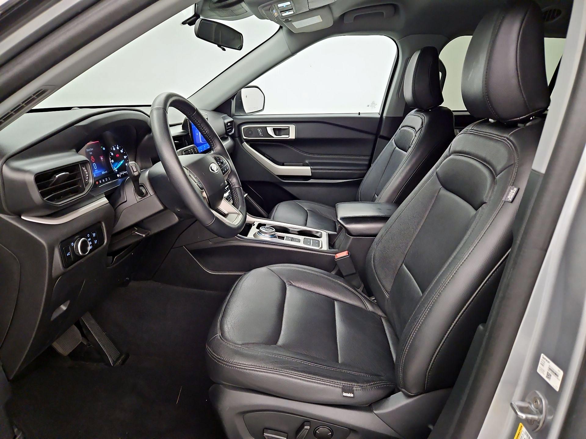 Thumbnail: 2023 Ford Explorer - 11