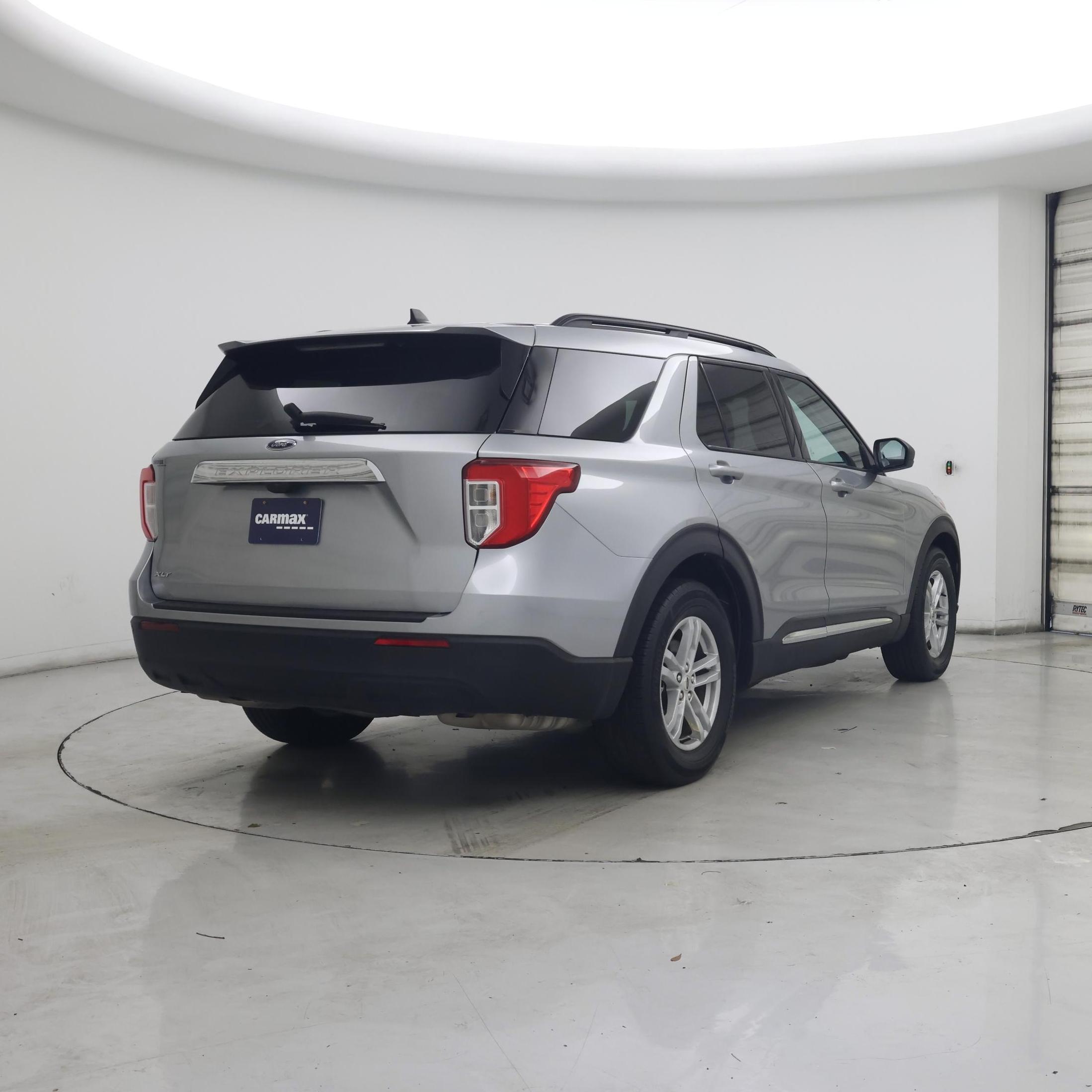Thumbnail: 2023 Ford Explorer - 8
